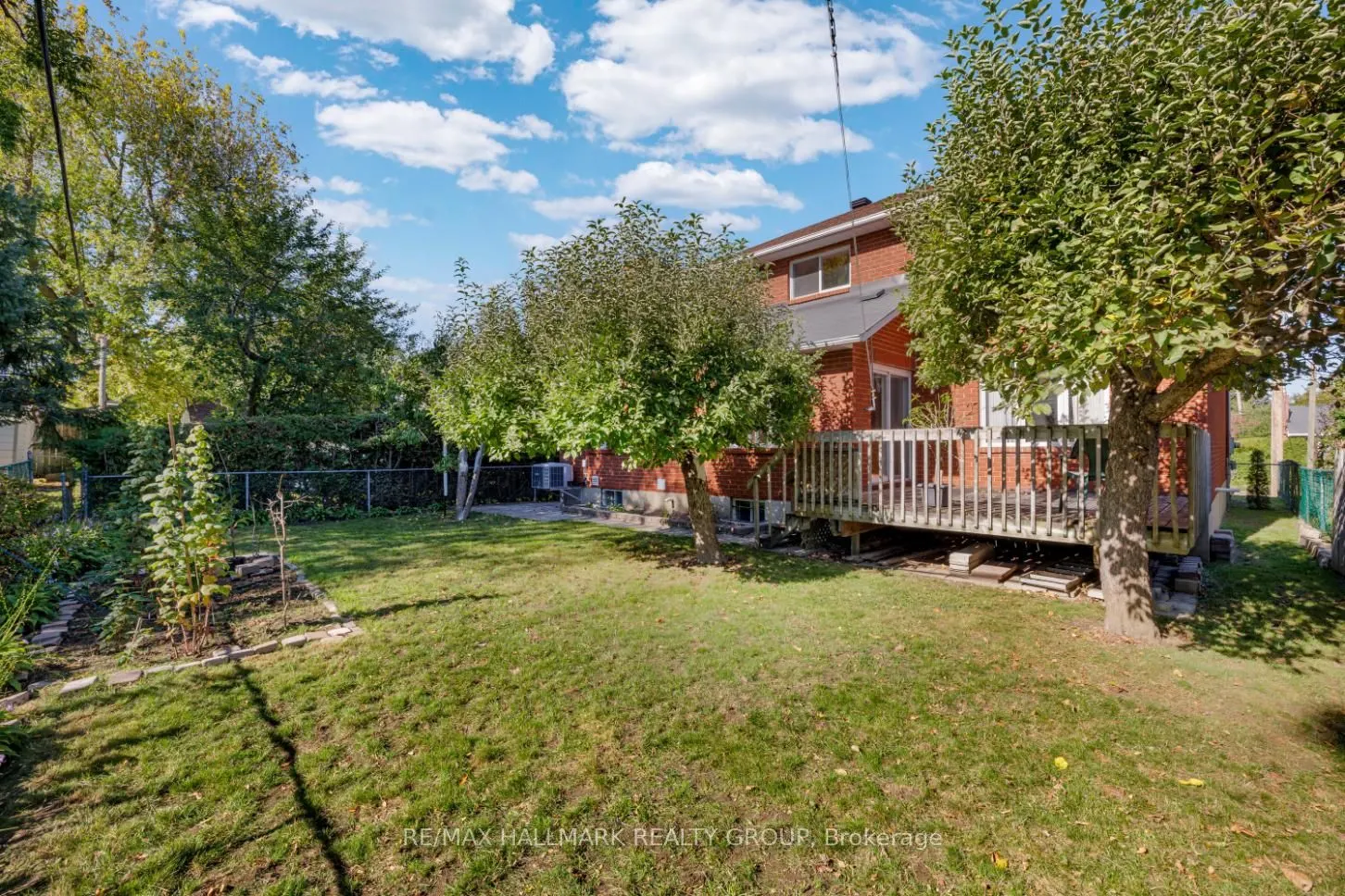 1396 Larose Avenue