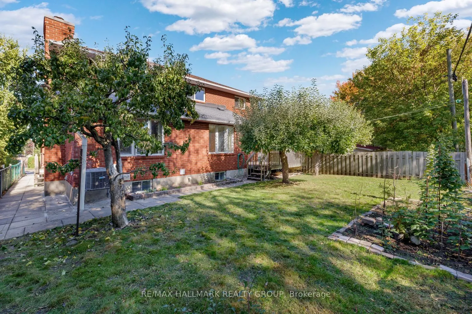 1396 Larose Avenue