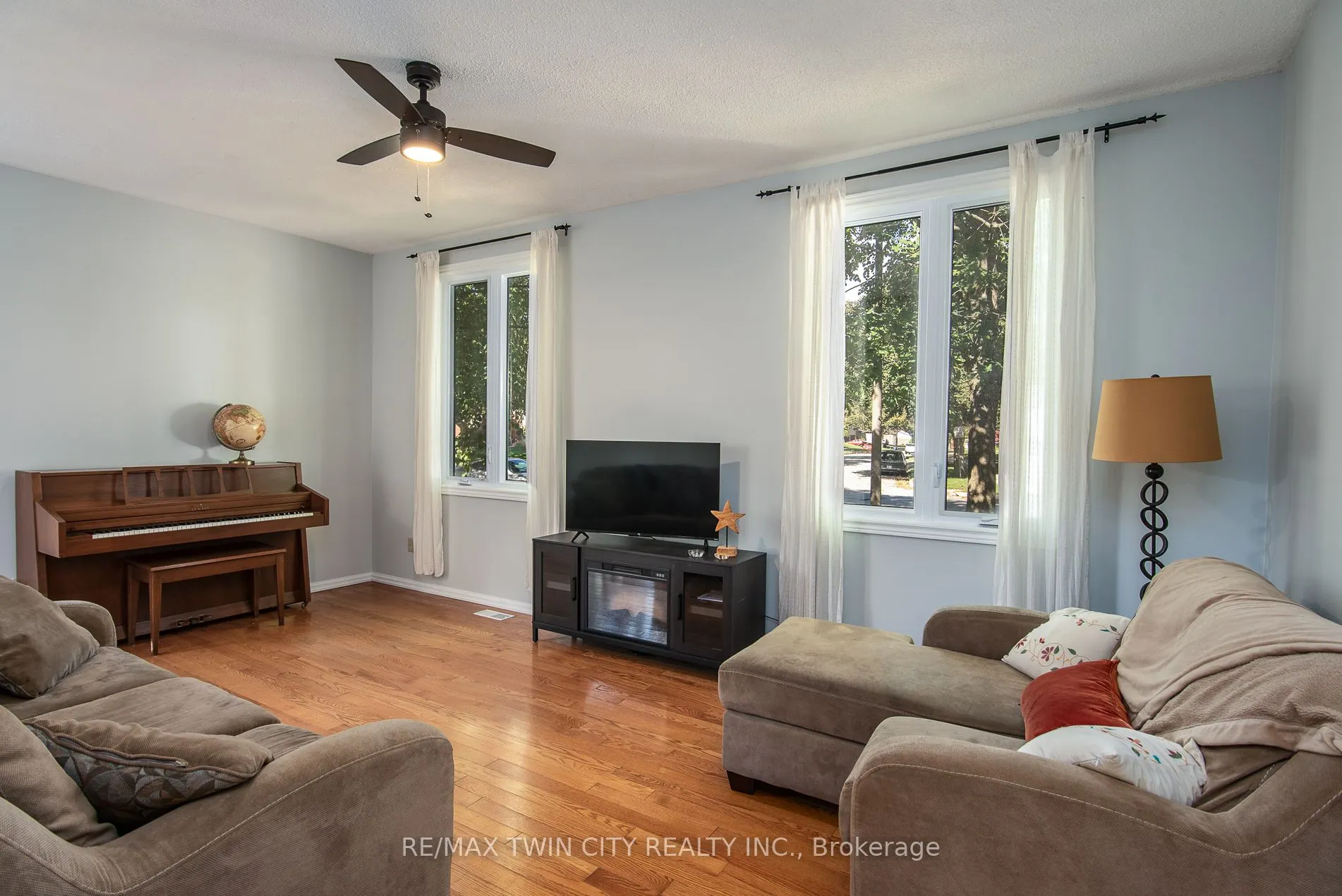 19 Keewatin Avenue