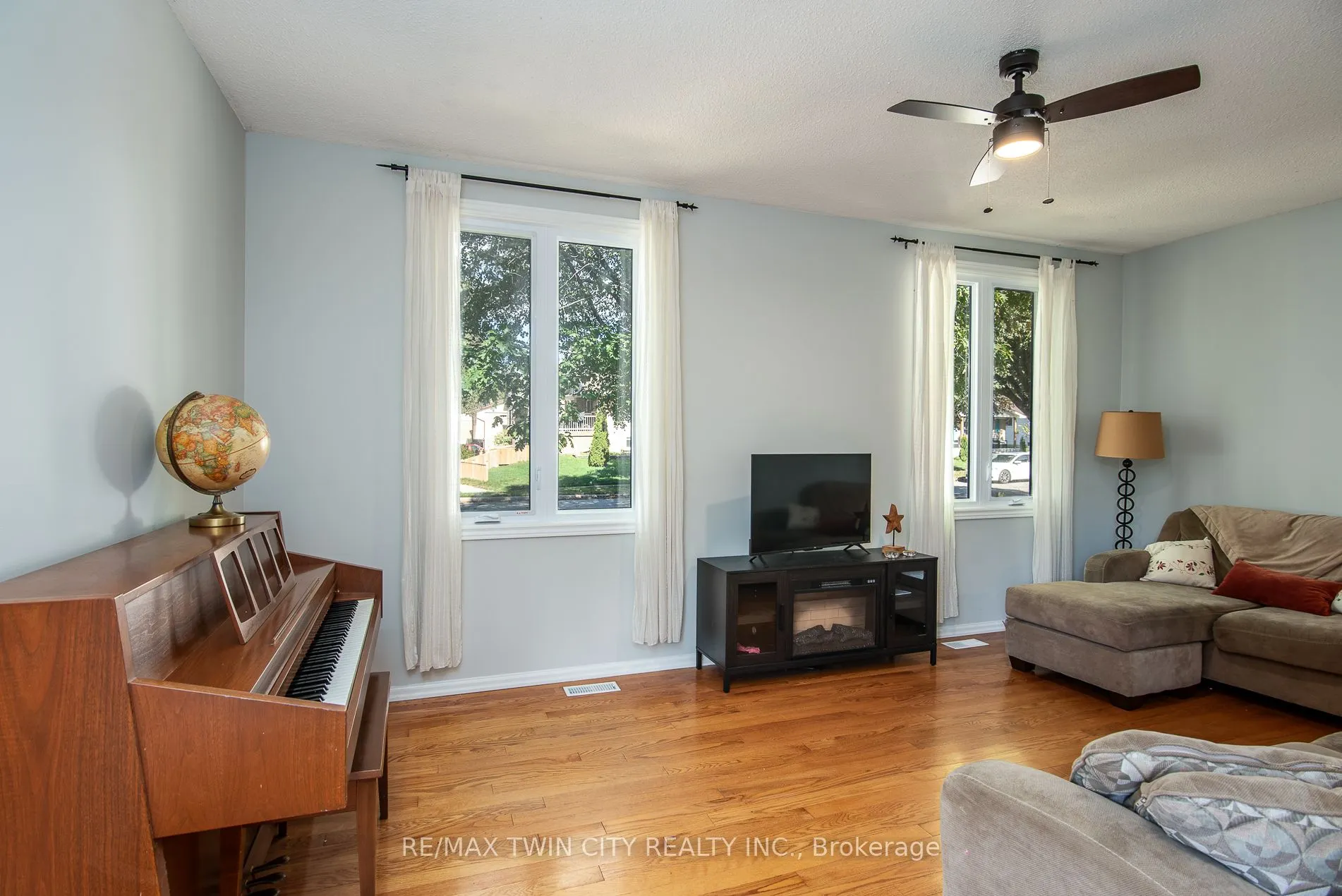 19 Keewatin Avenue
