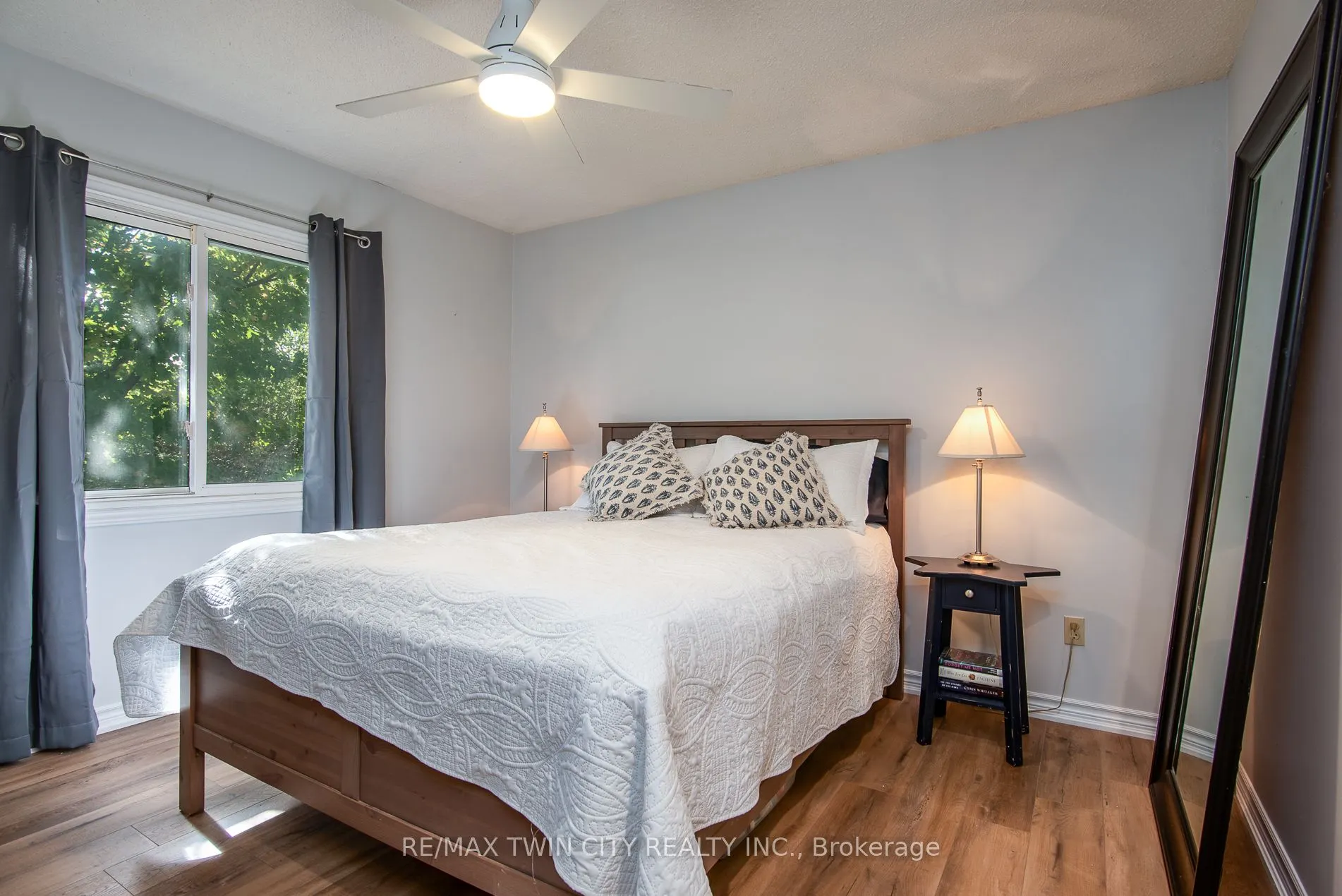 19 Keewatin Avenue