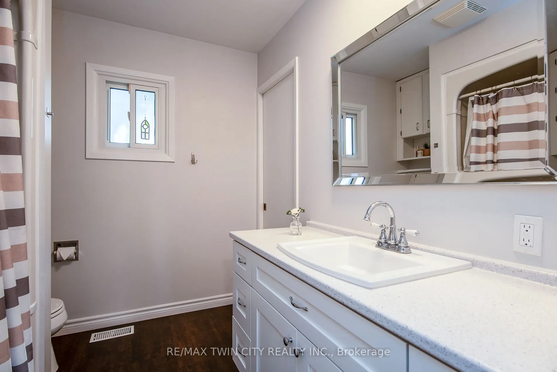 19 Keewatin Avenue