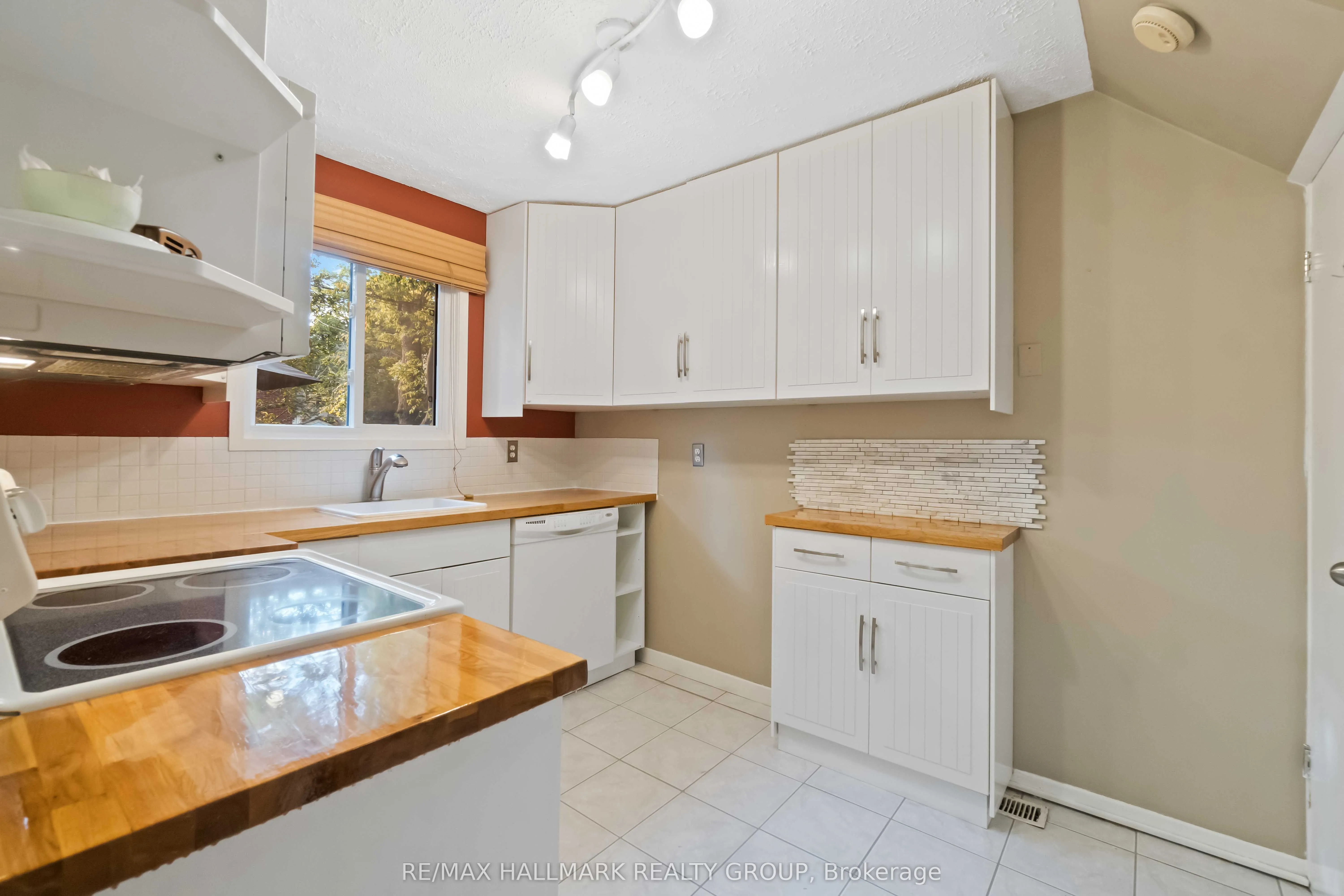 3 Ashbury Place