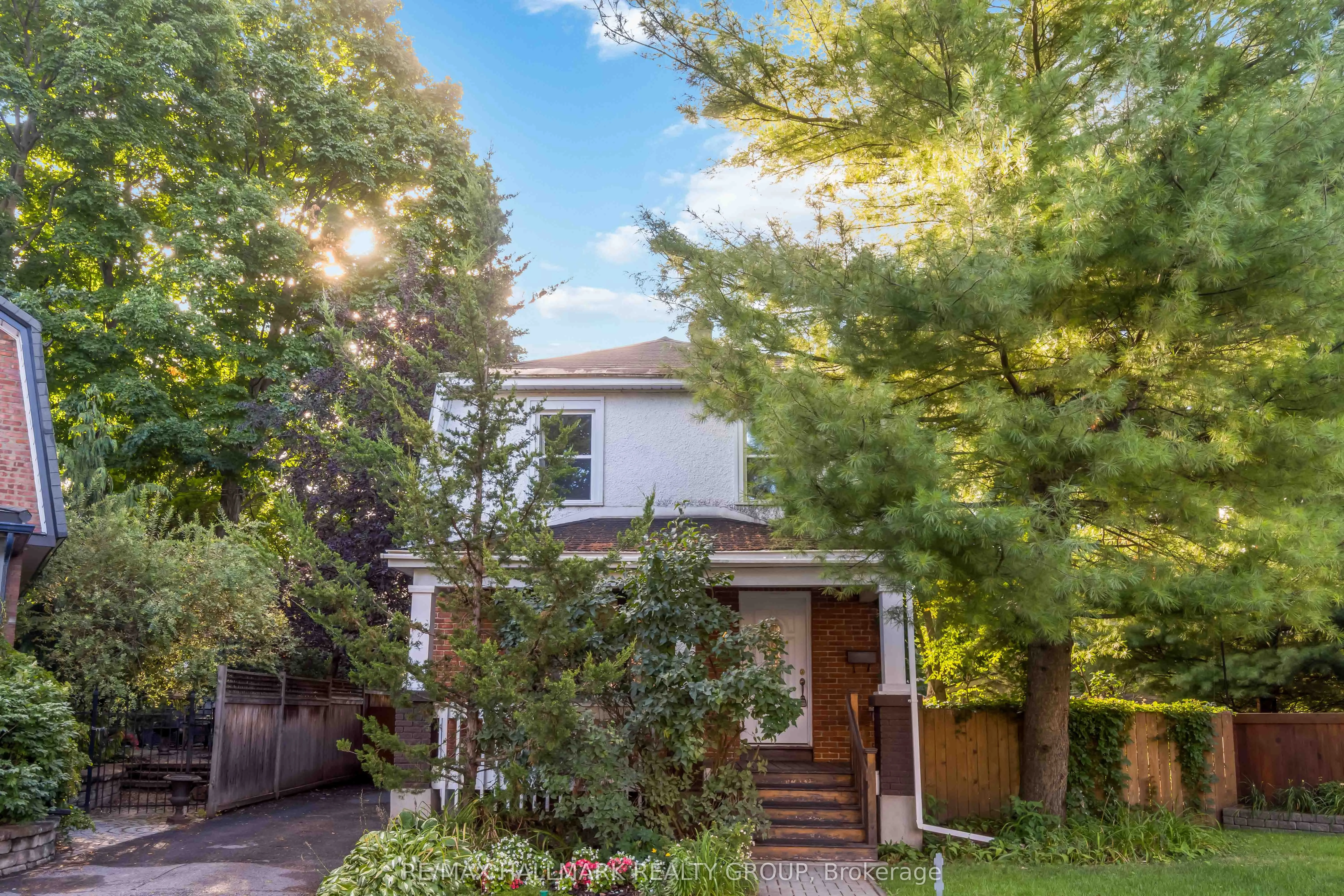 3 Ashbury Place