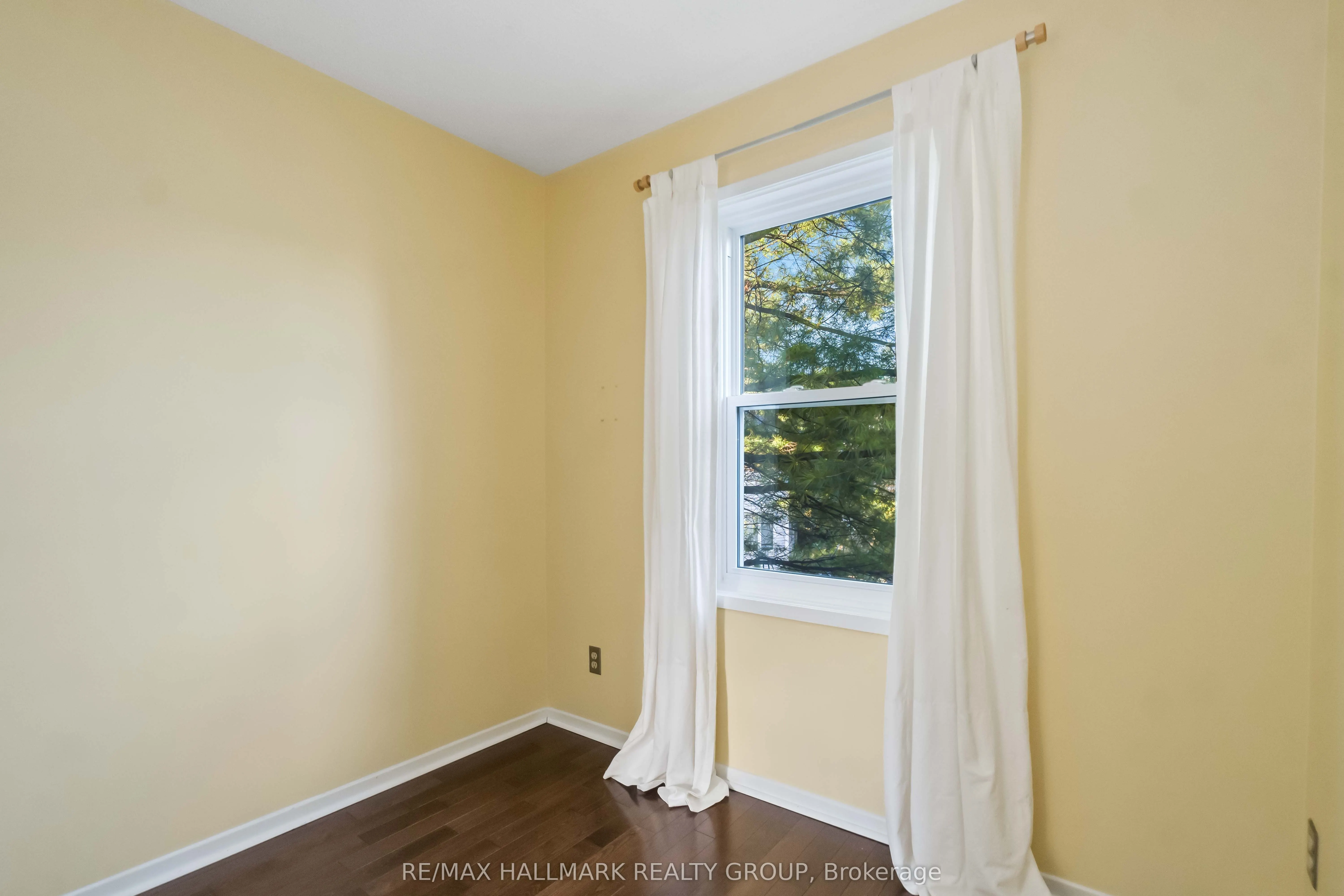 3 Ashbury Place