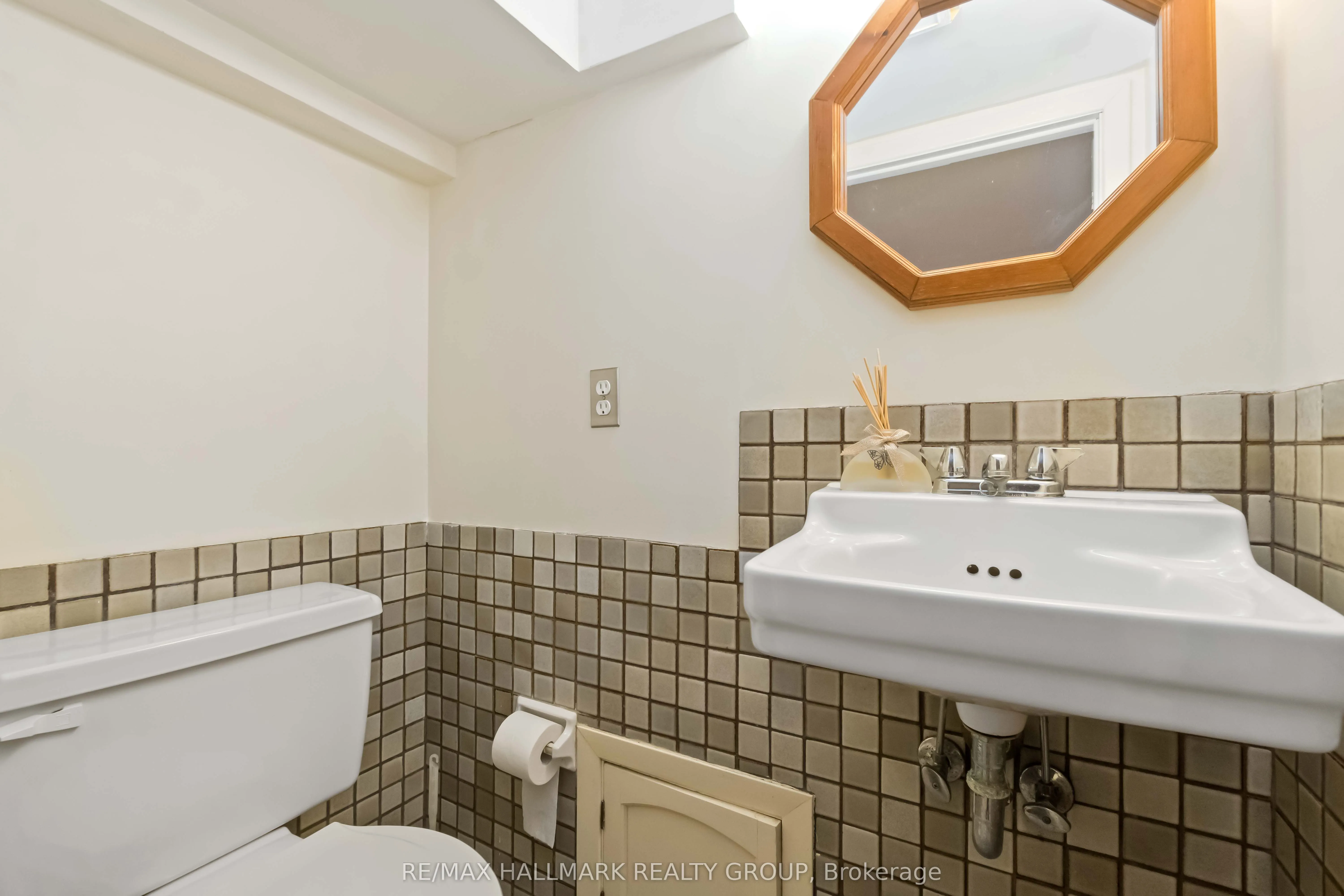 3 Ashbury Place