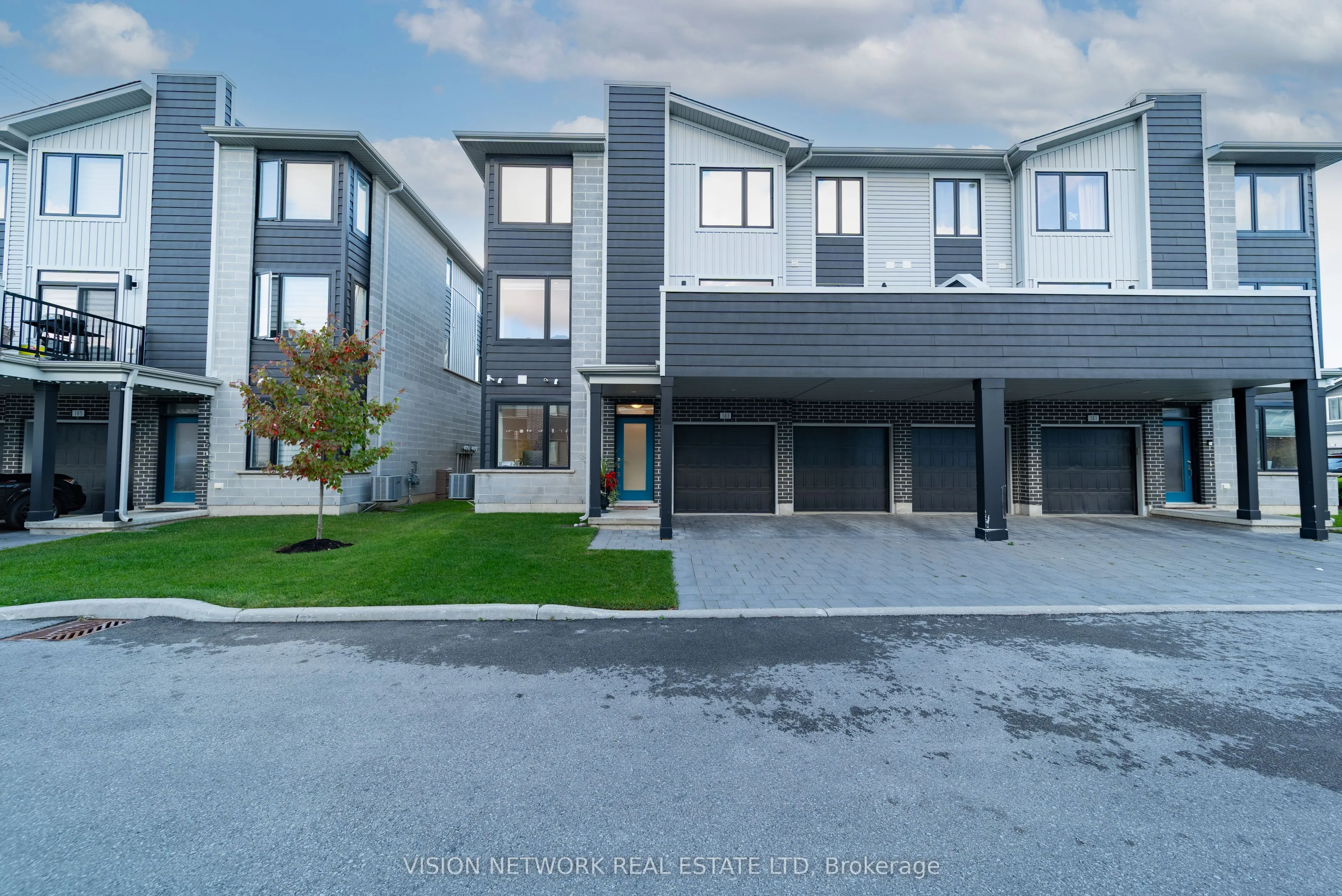 177 Edgevalley Road, #183
