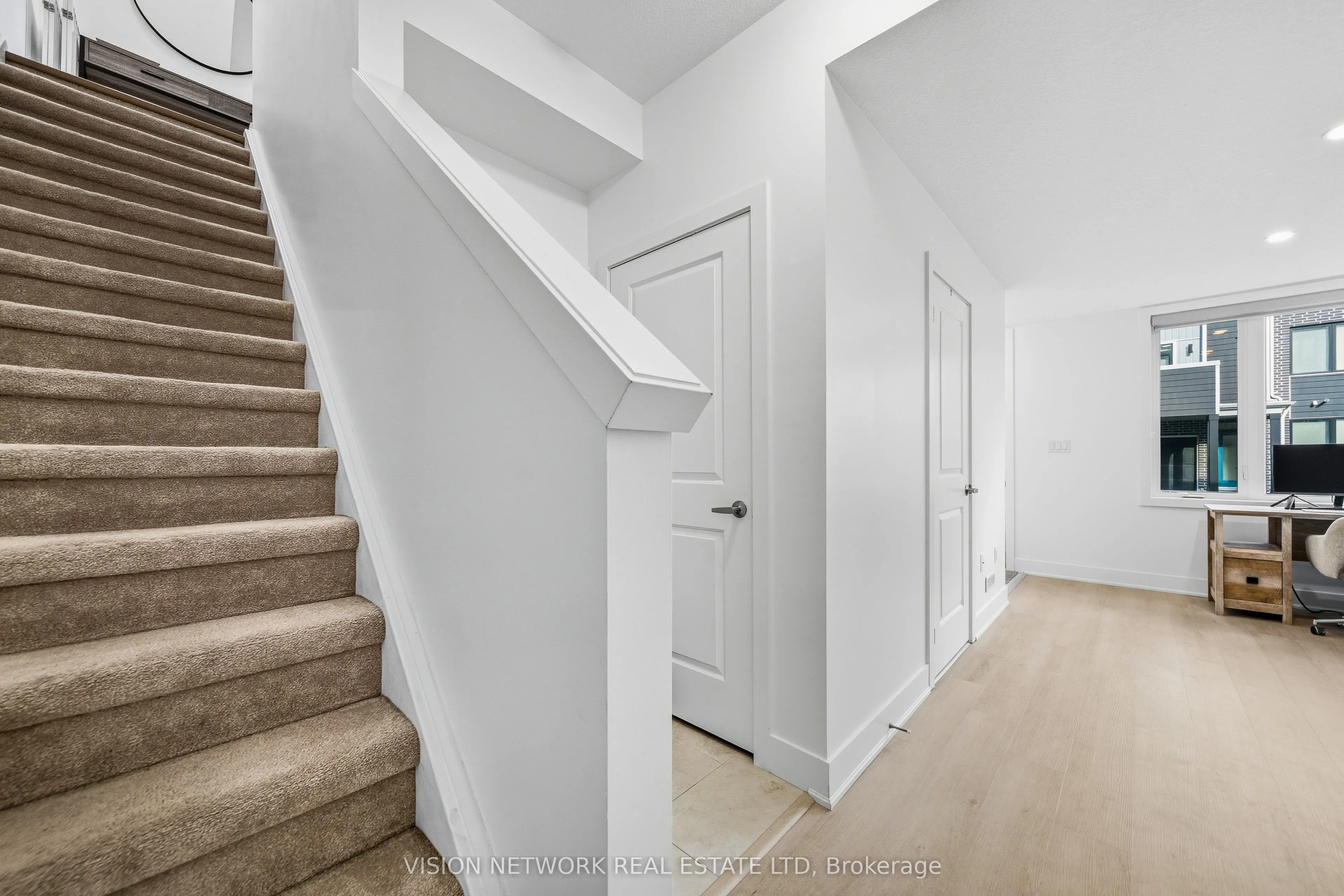 177 Edgevalley Road, #183