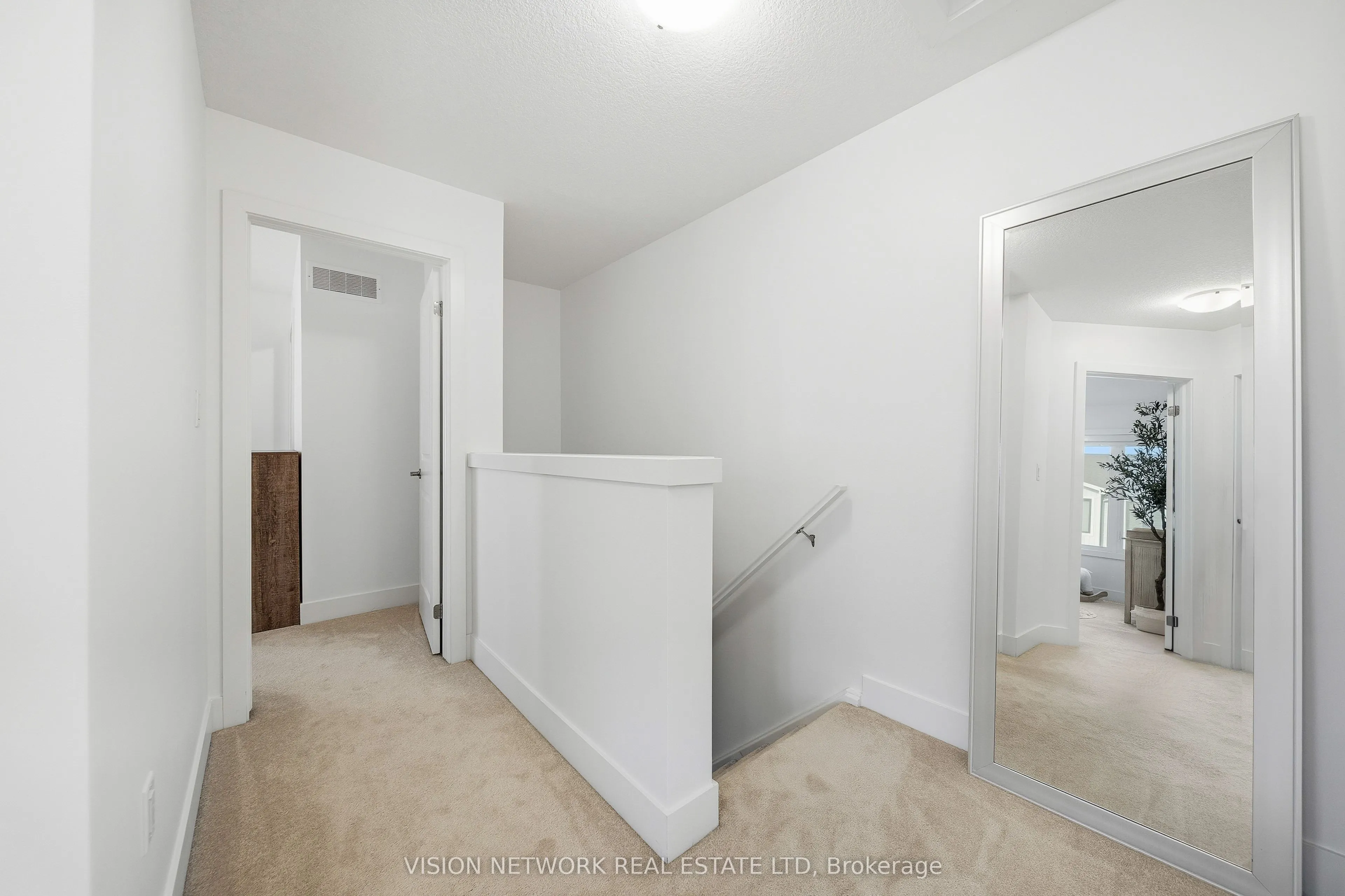 177 Edgevalley Road, #183