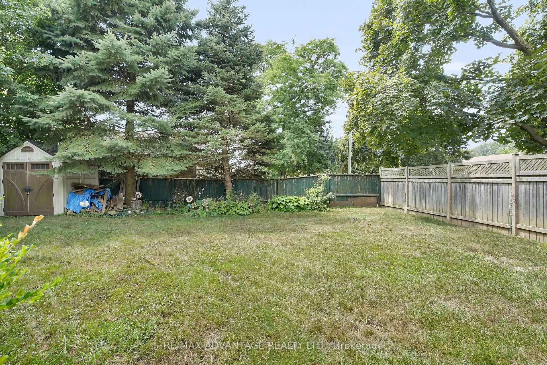 189 Kirkland Crescent