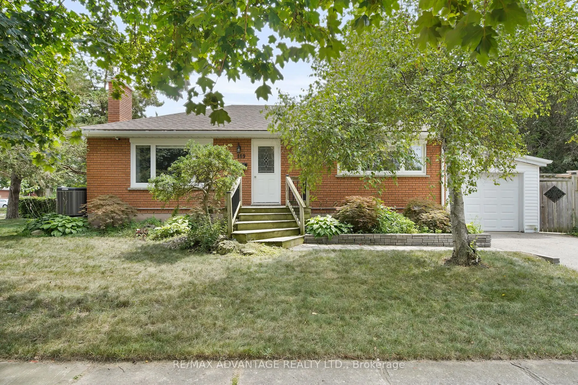 189 Kirkland Crescent