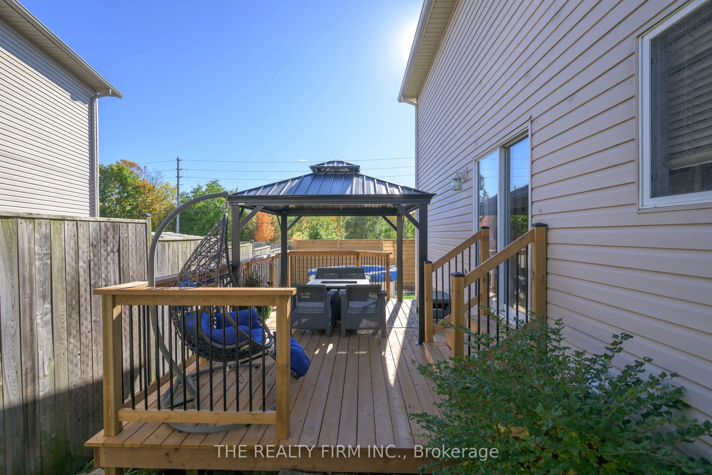107 Loggers Grove