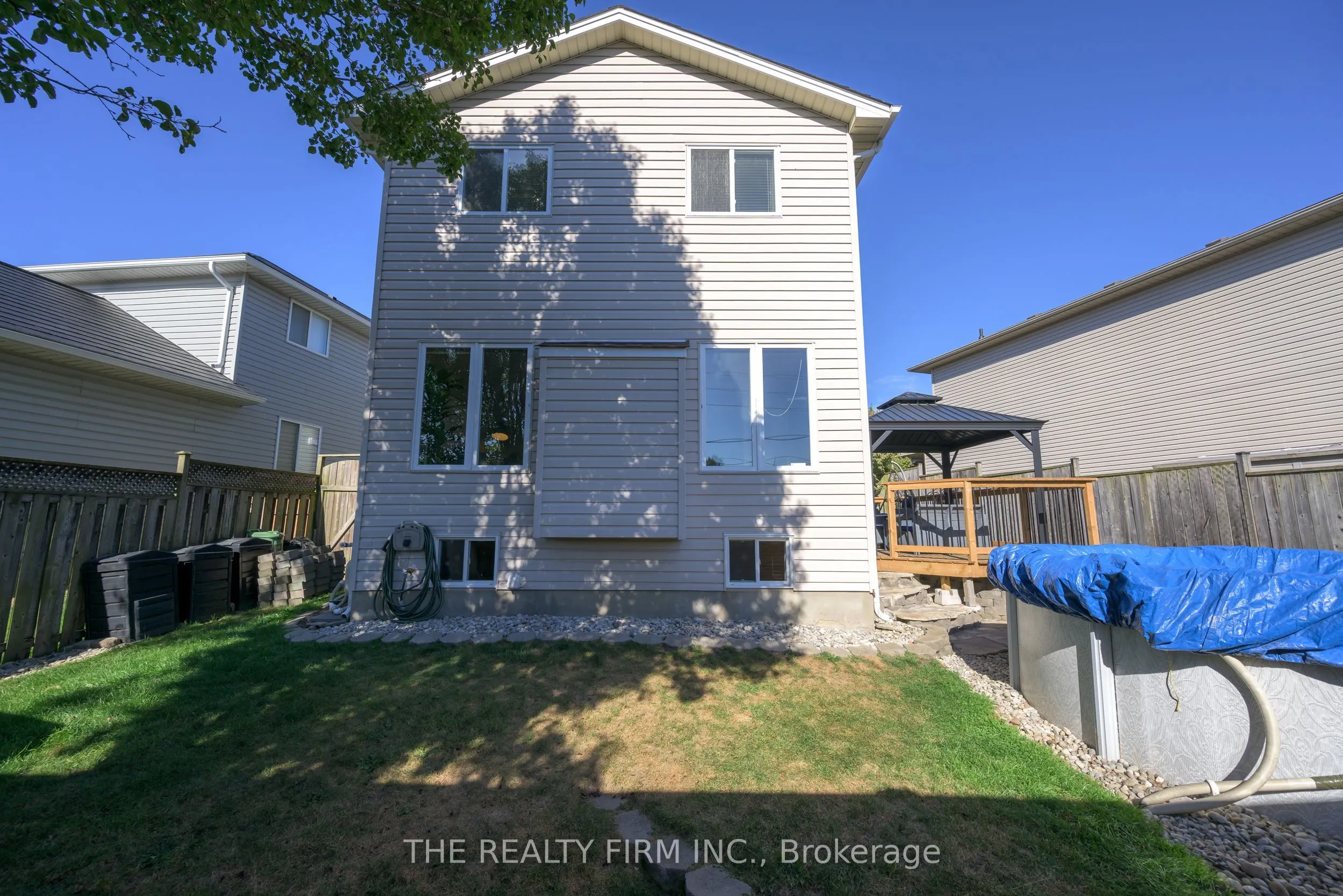 107 Loggers Grove