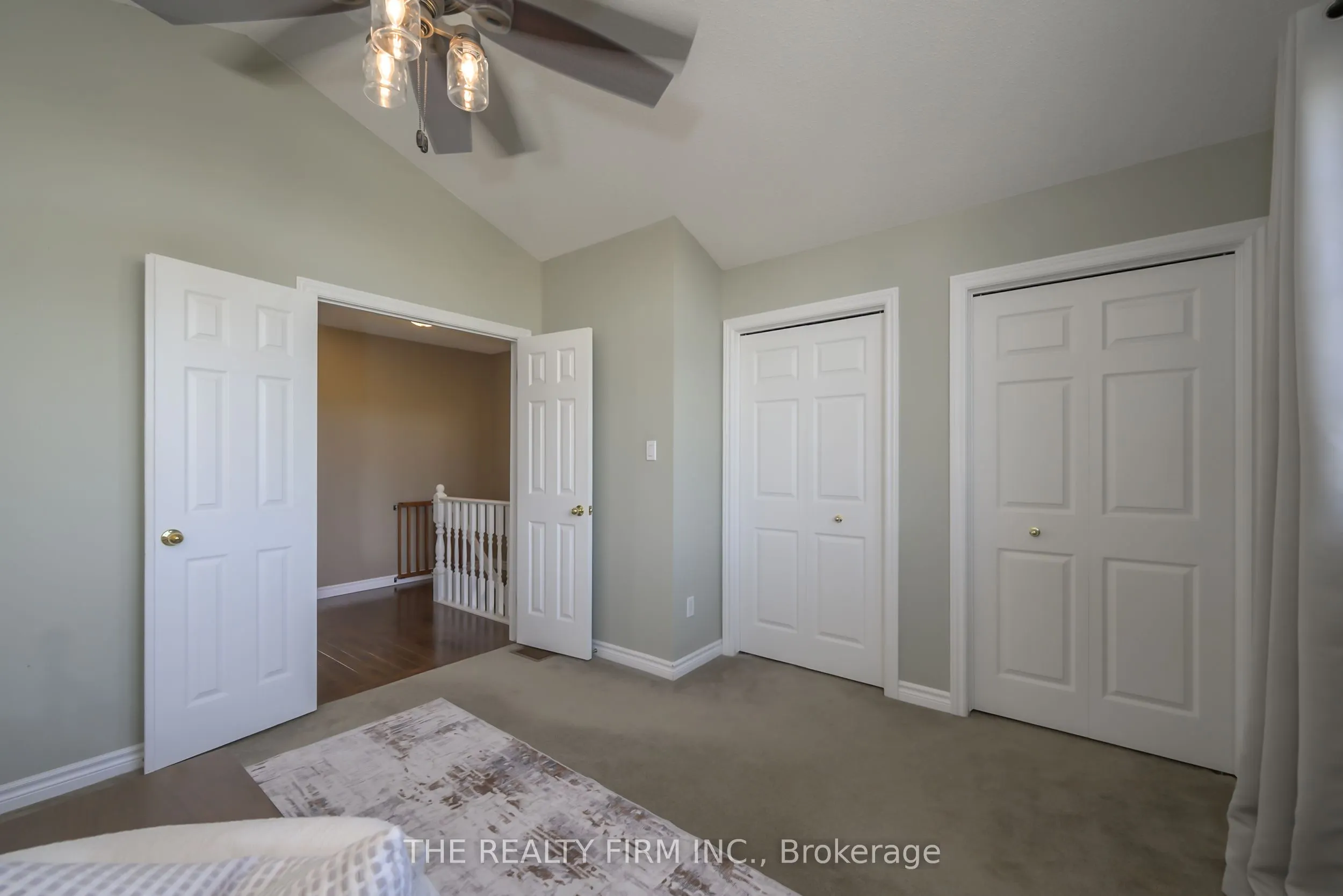 107 Loggers Grove