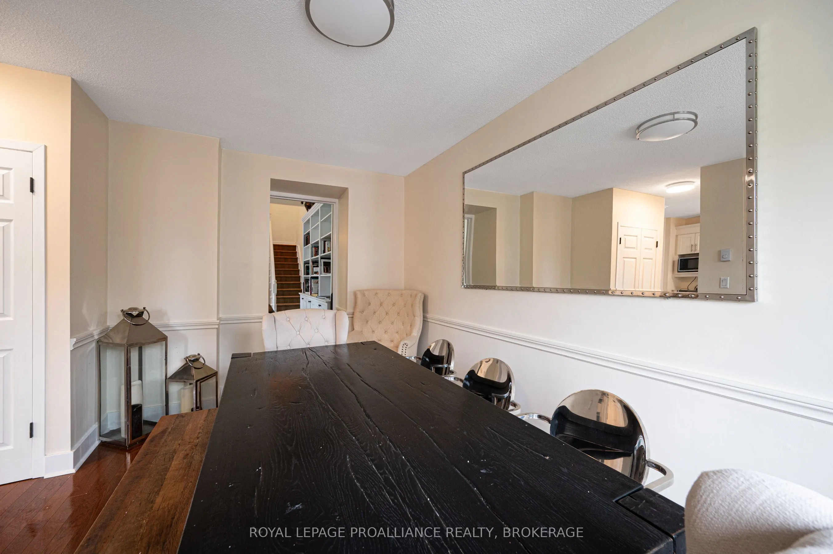 131 King Street E, #7
