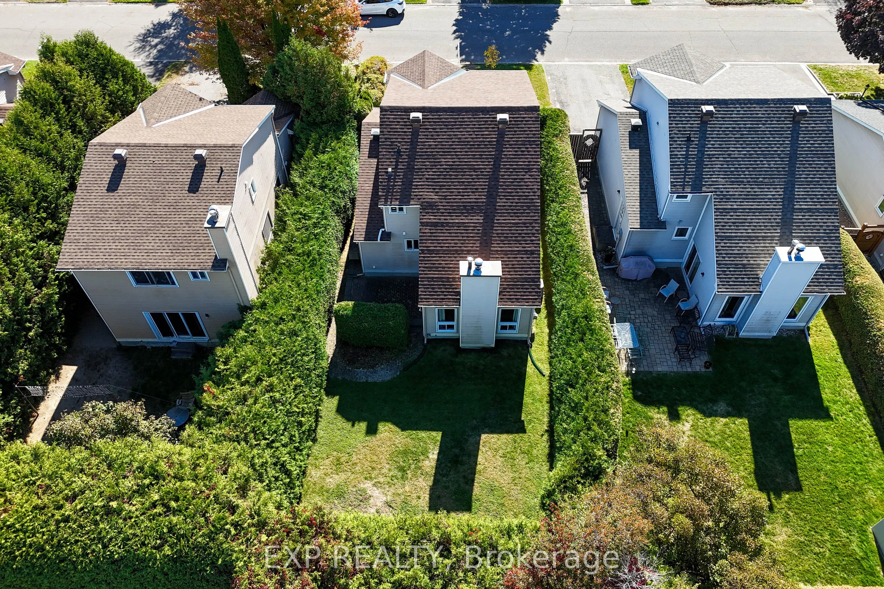 32 Maple View Crescent