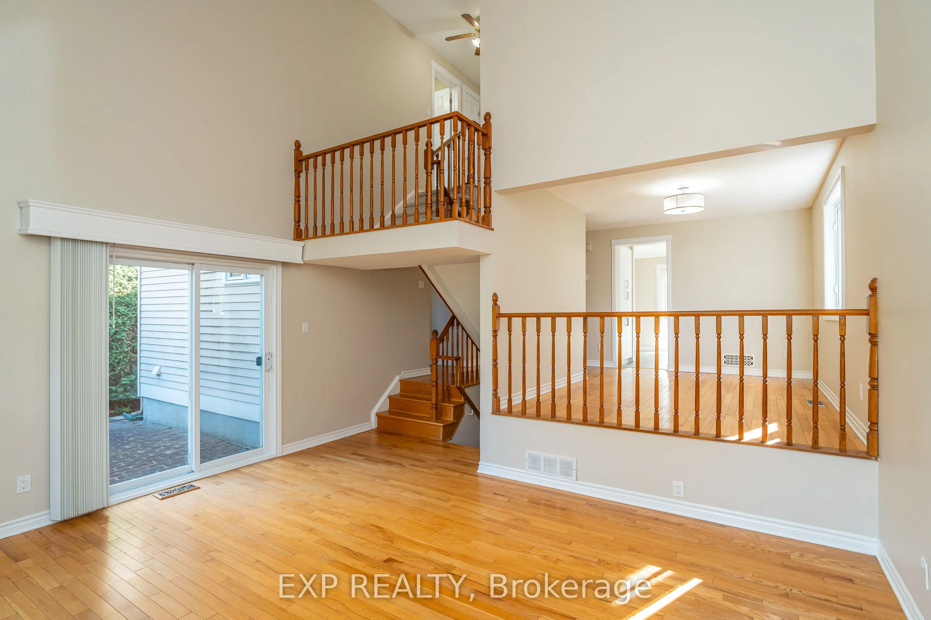 32 Maple View Crescent