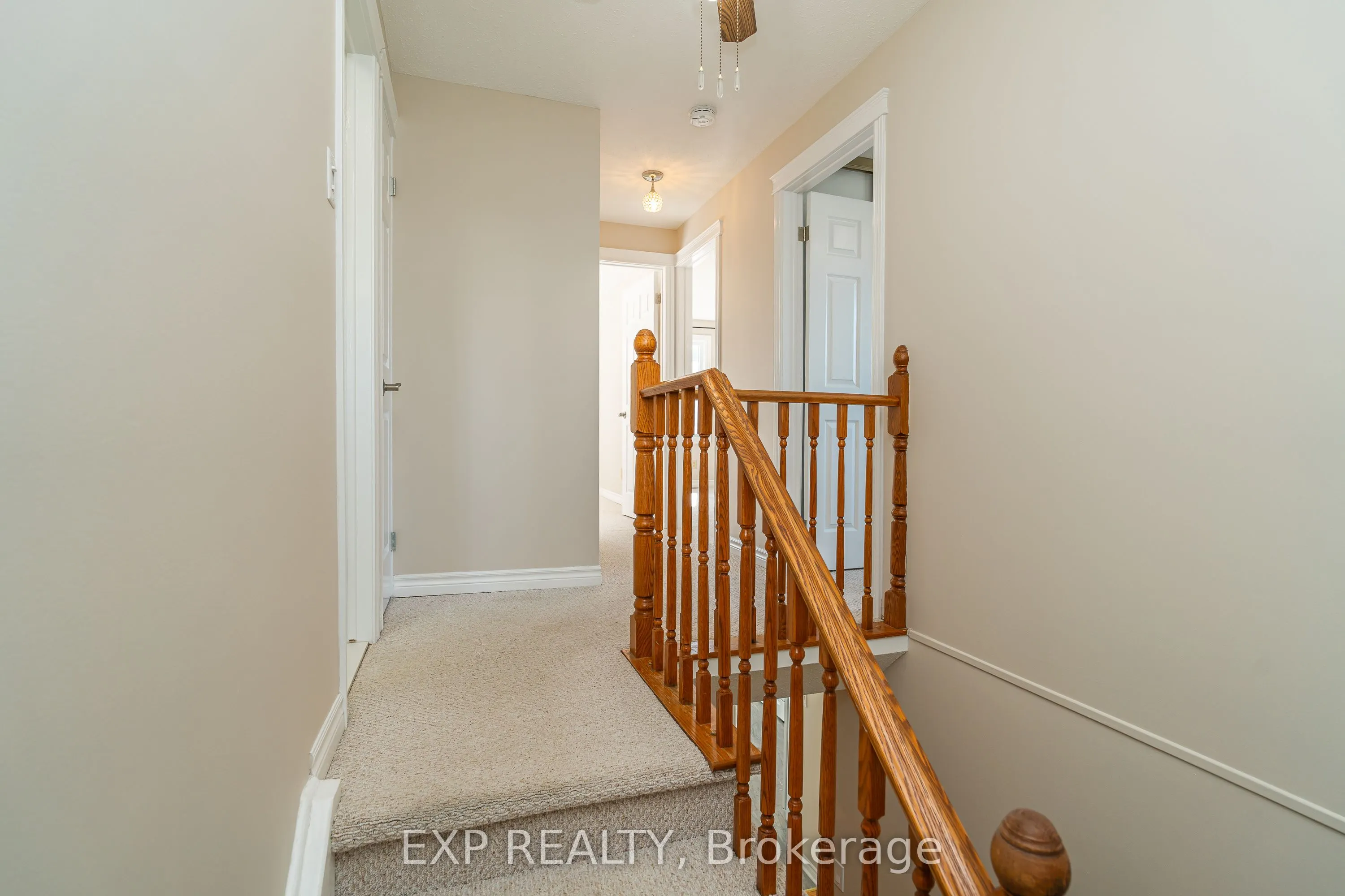 32 Maple View Crescent