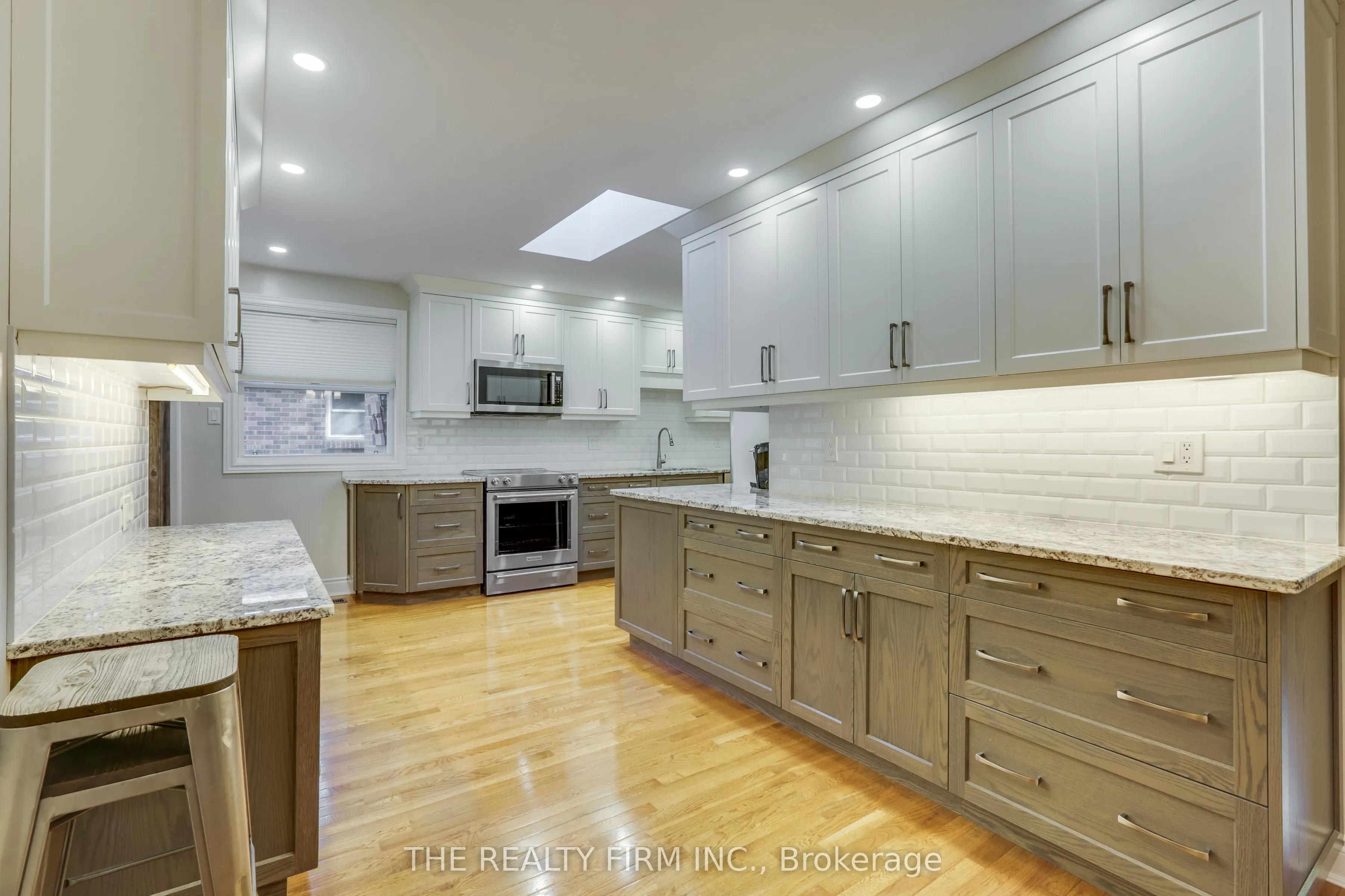 83 Fairlane Road