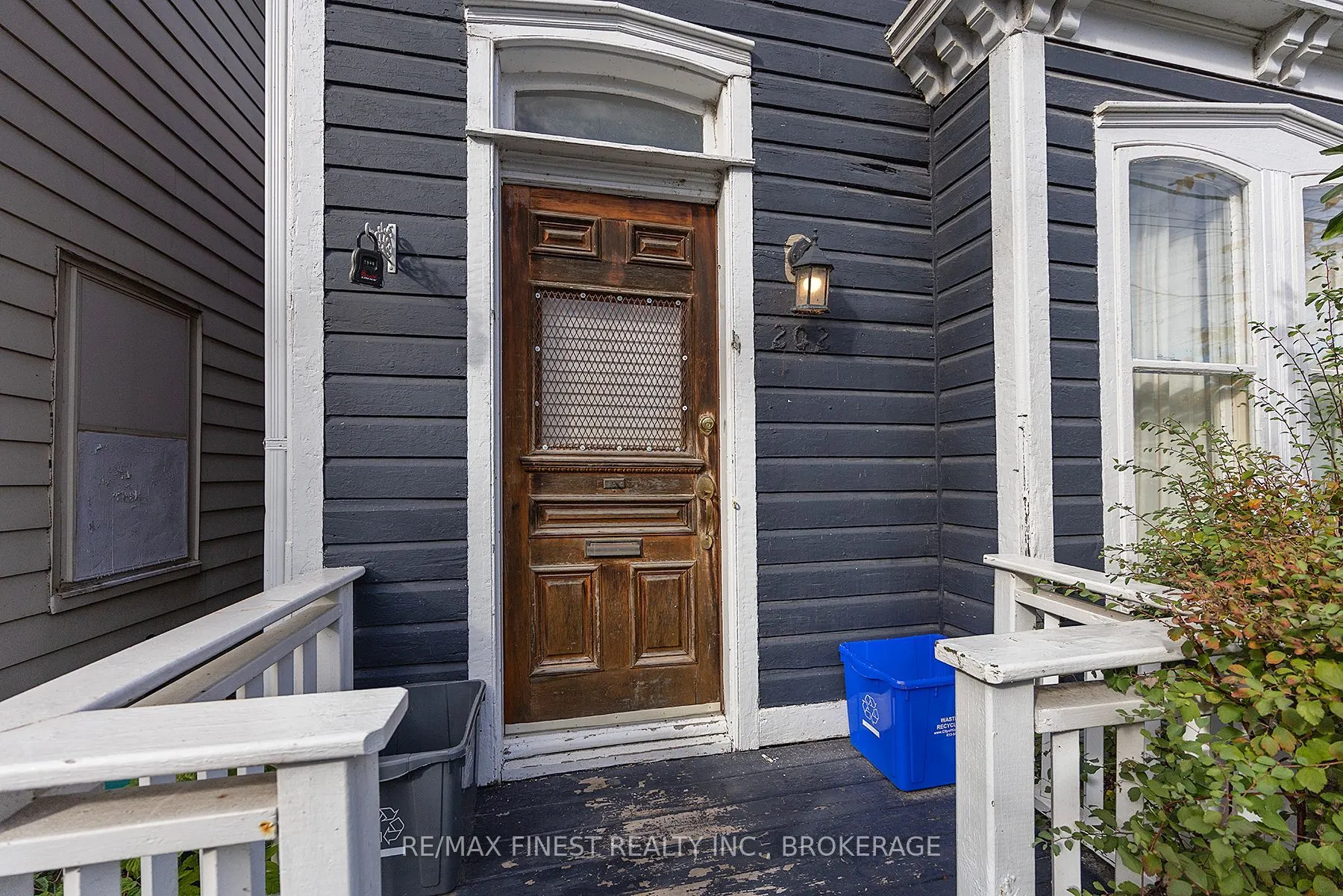 202 Montreal Street
