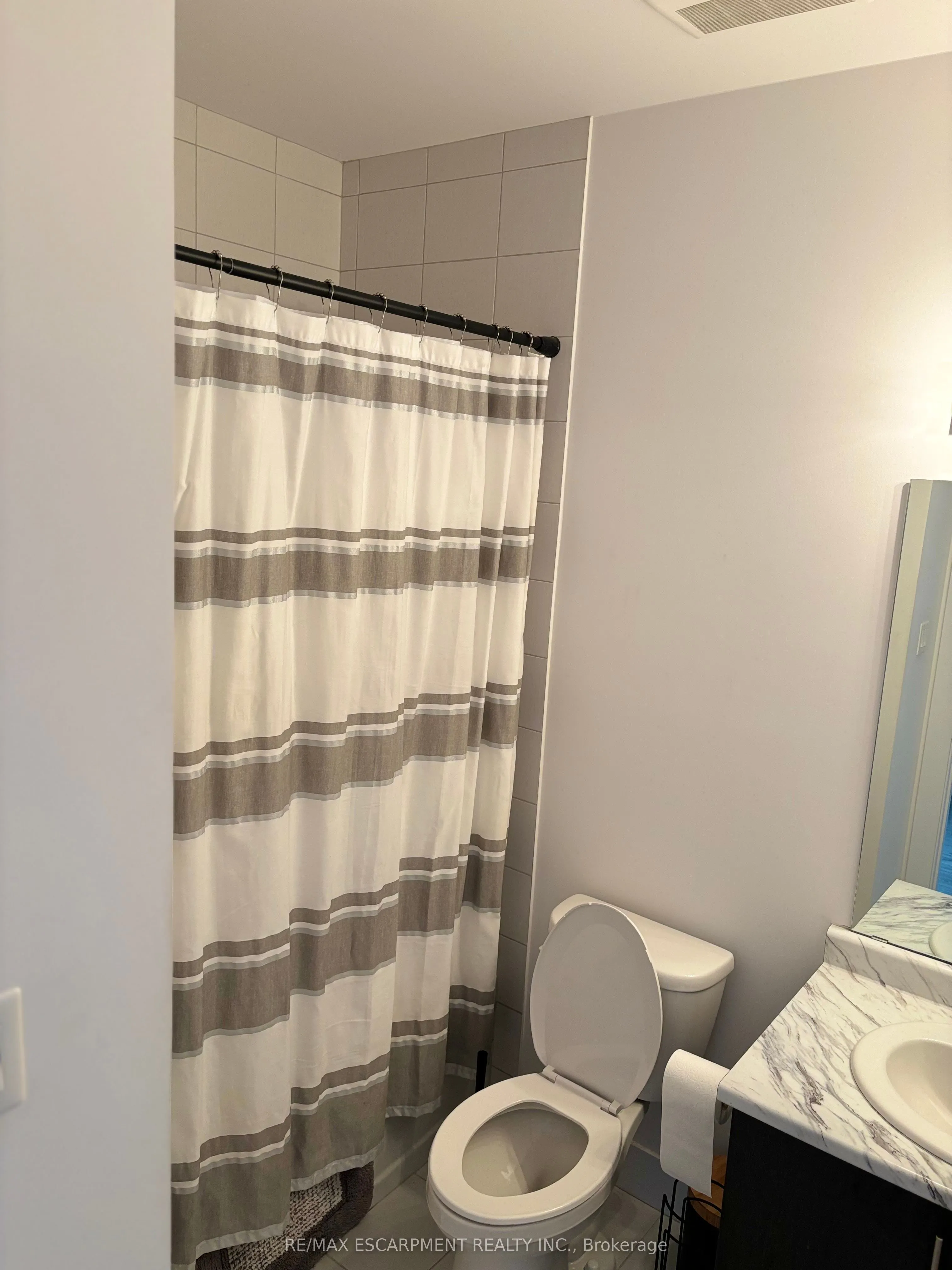 101 Shoreview Place, #625