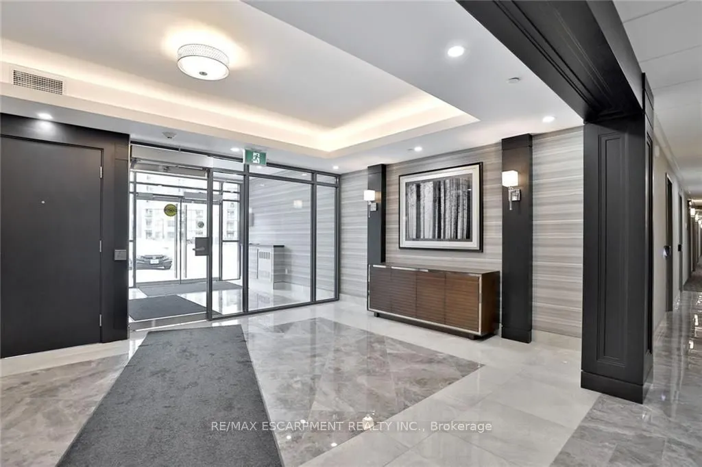 101 Shoreview Place, #625