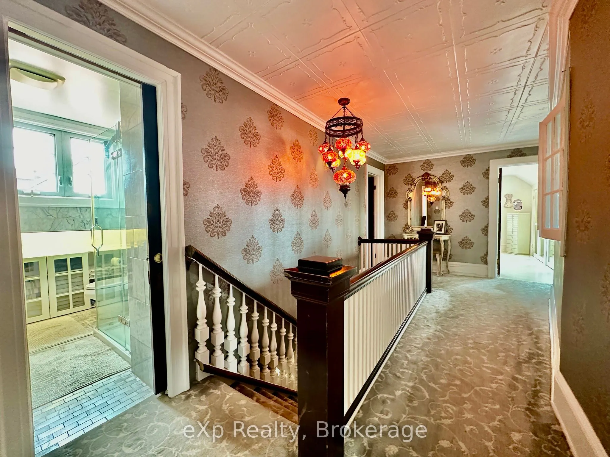 85 10th Street