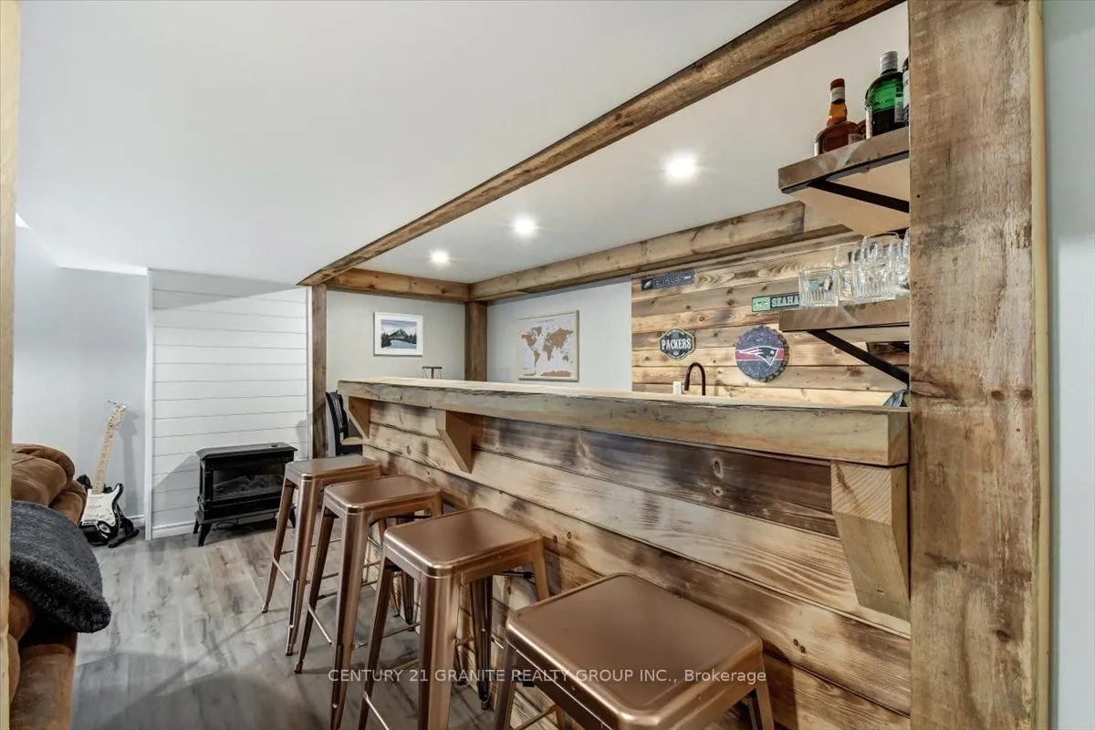 71 Pinegrove Street