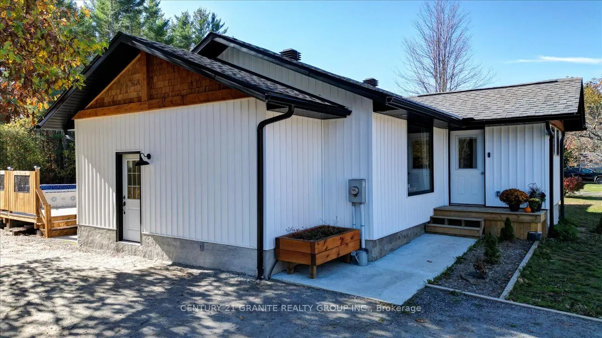 71 Pinegrove Street