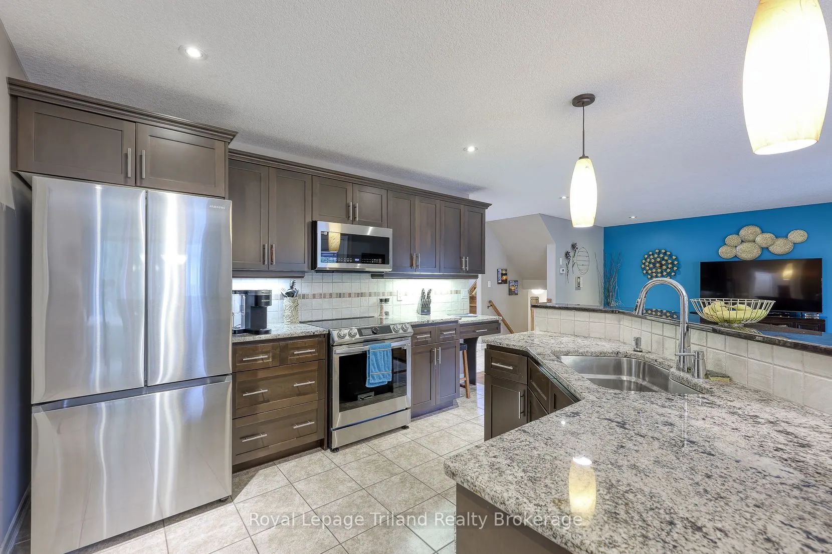 140 Cardinal Drive
