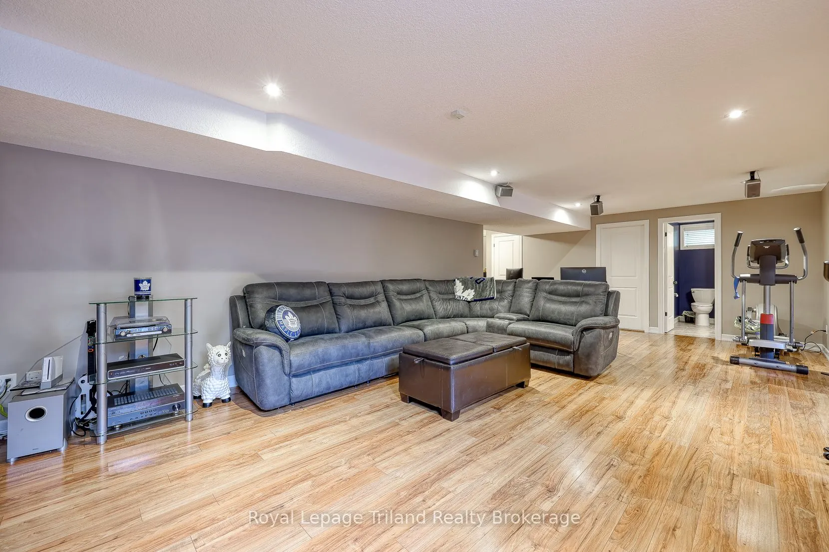 140 Cardinal Drive