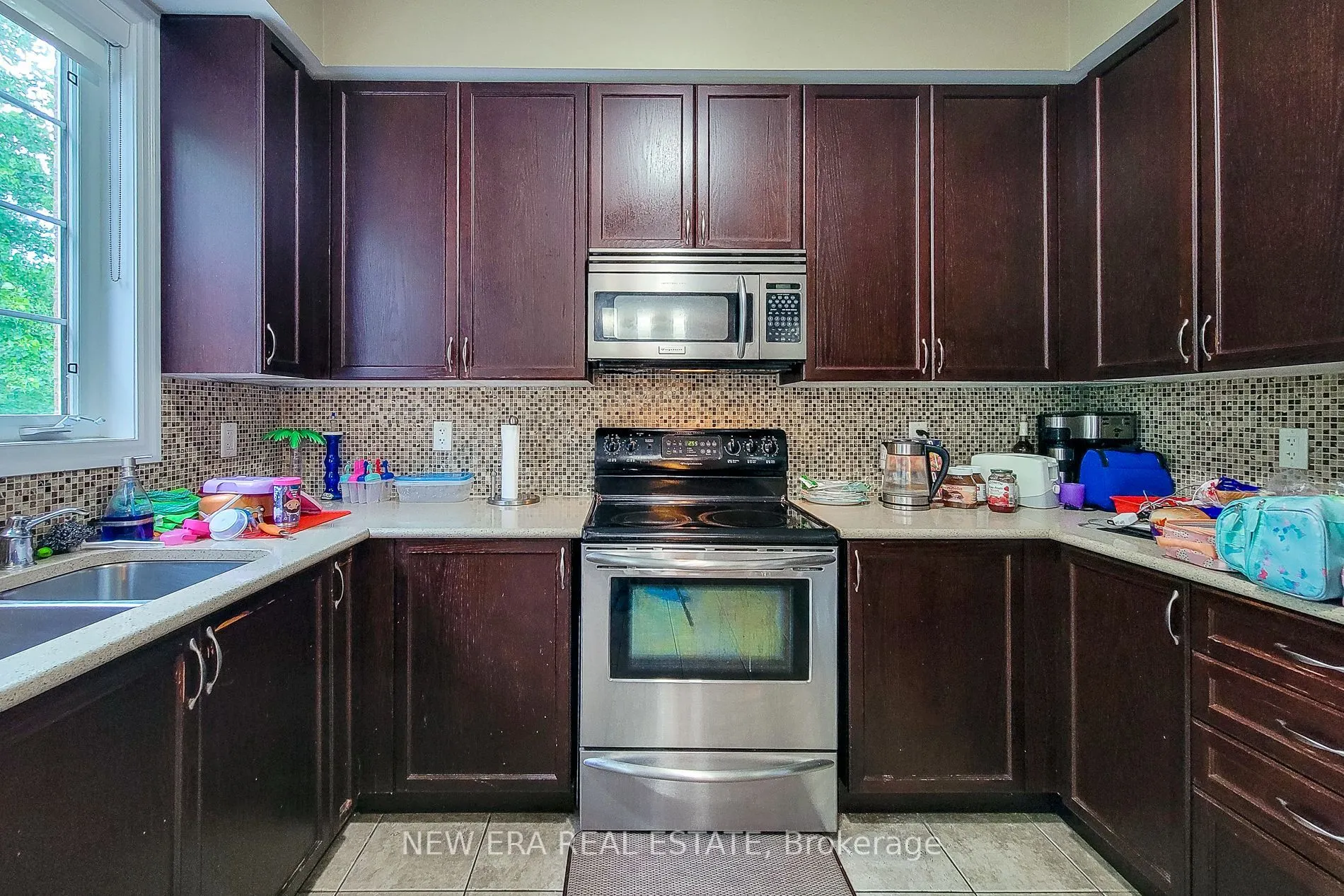128 Montreal Circle