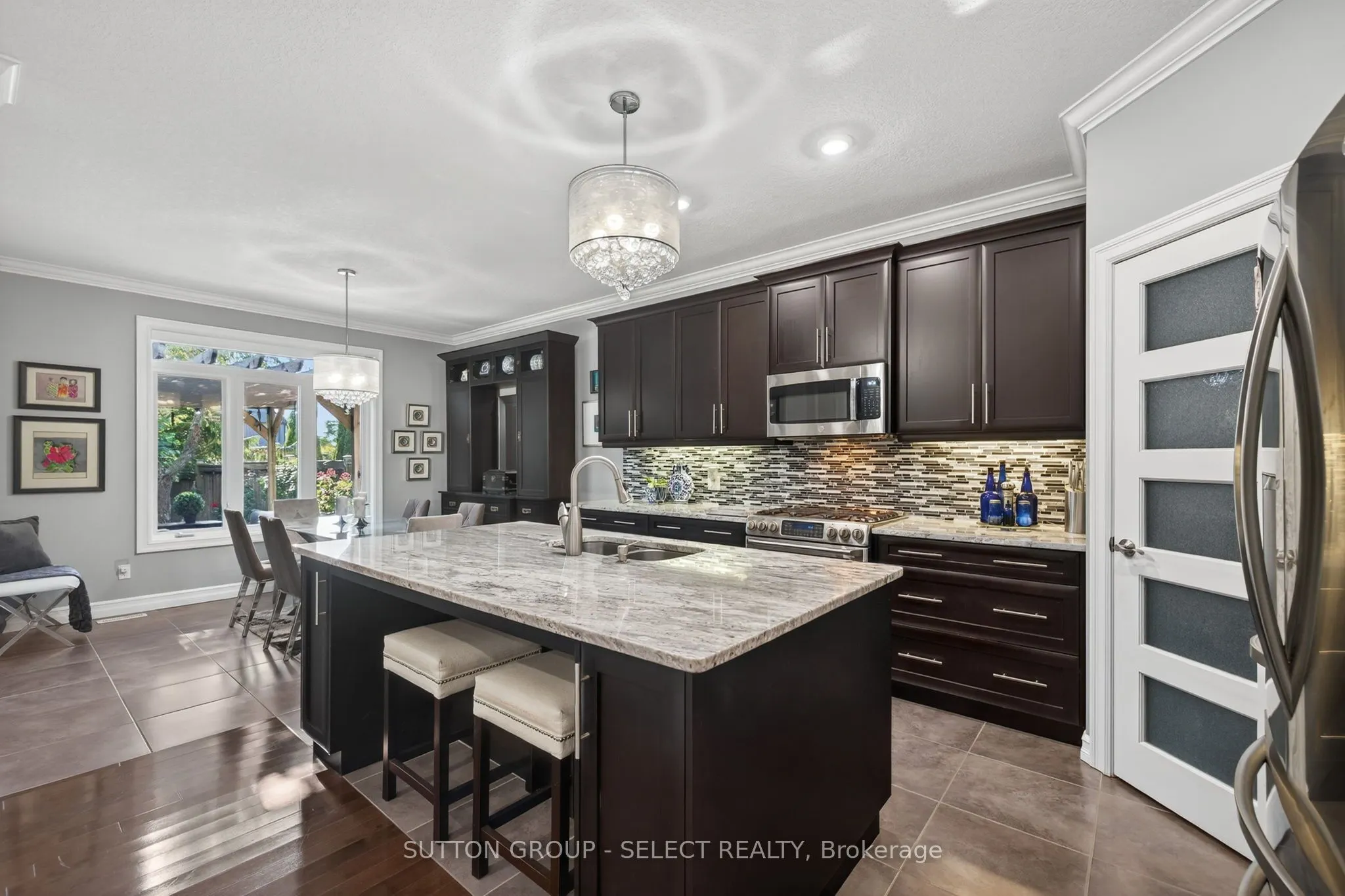 3383 Pioneer Parkway