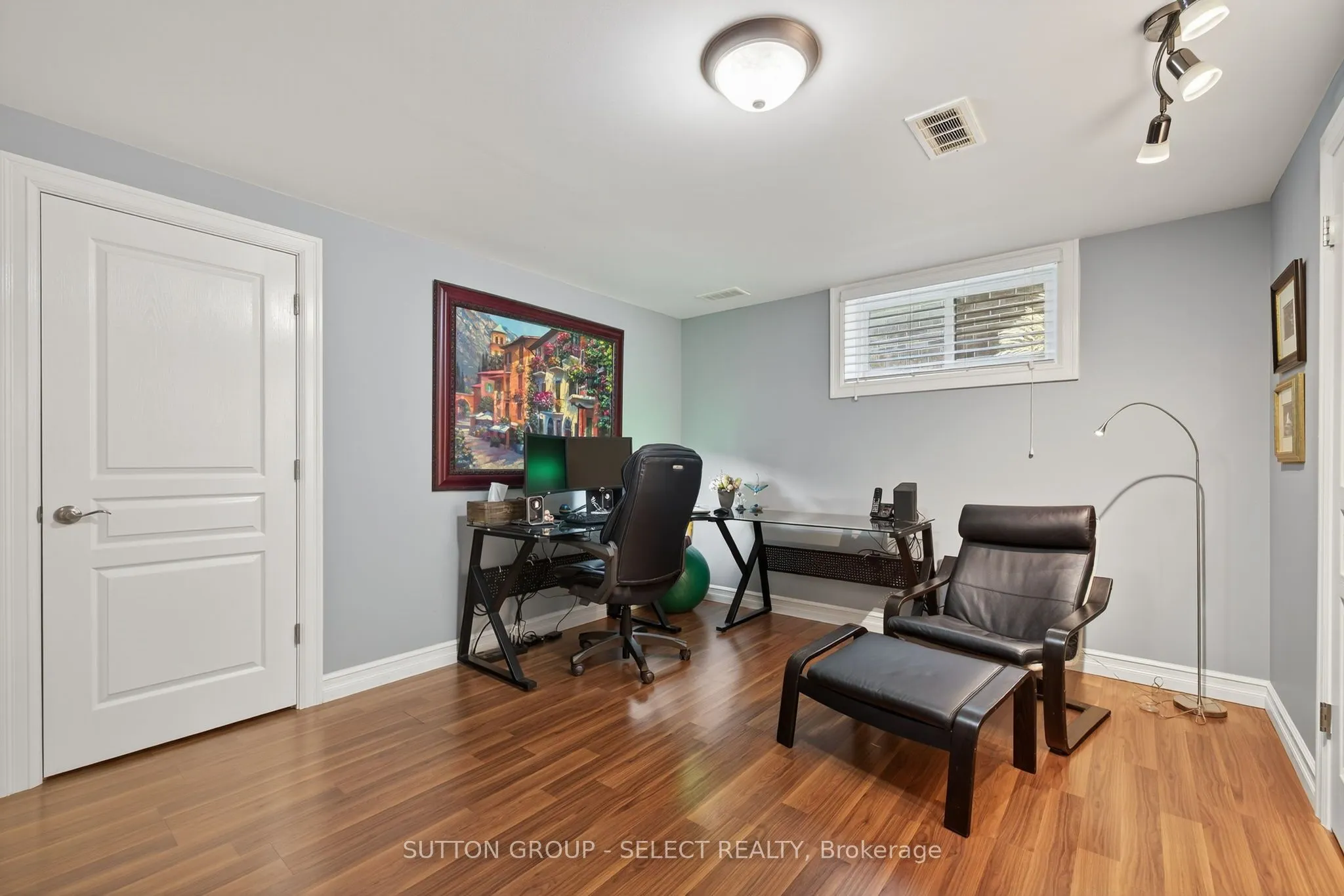3383 Pioneer Parkway