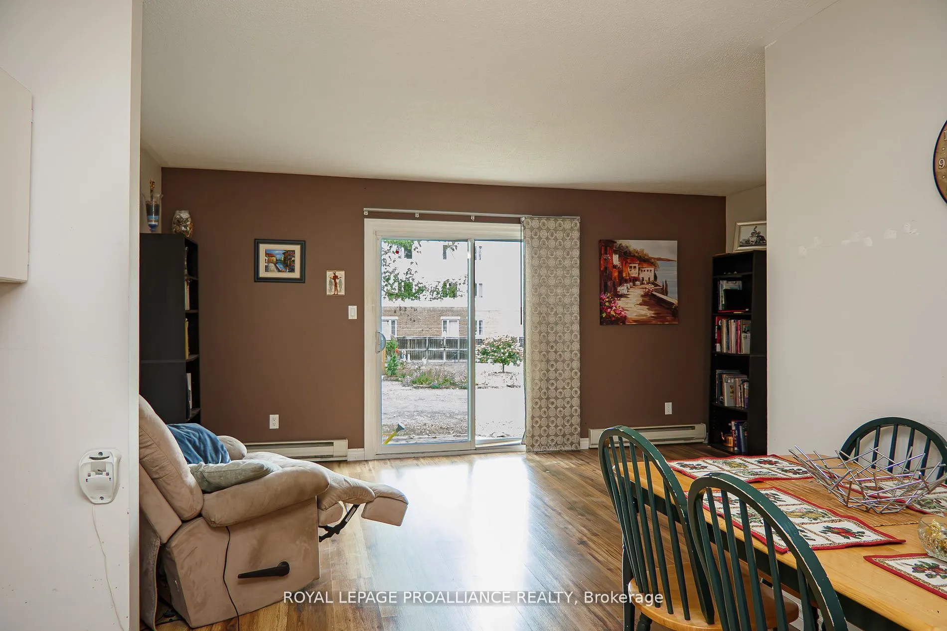 161 Bay Street, #28
