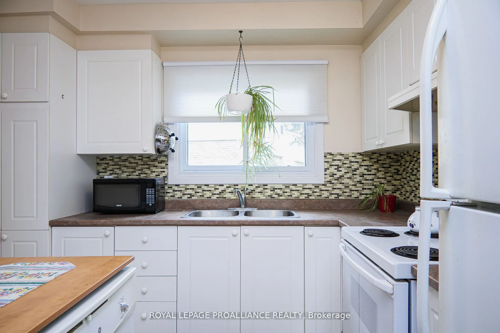 161 Bay Street, #28