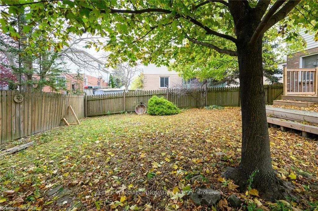 8 Buss Court