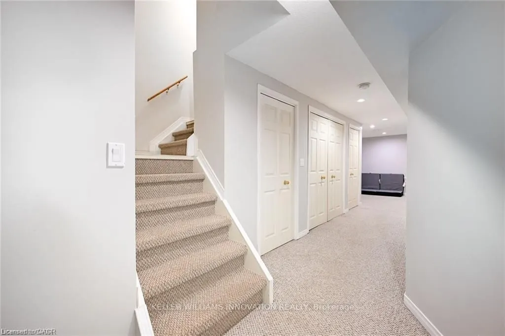 8 Buss Court