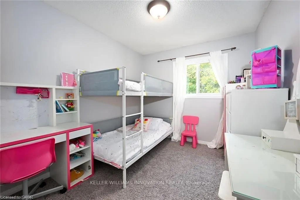 8 Buss Court