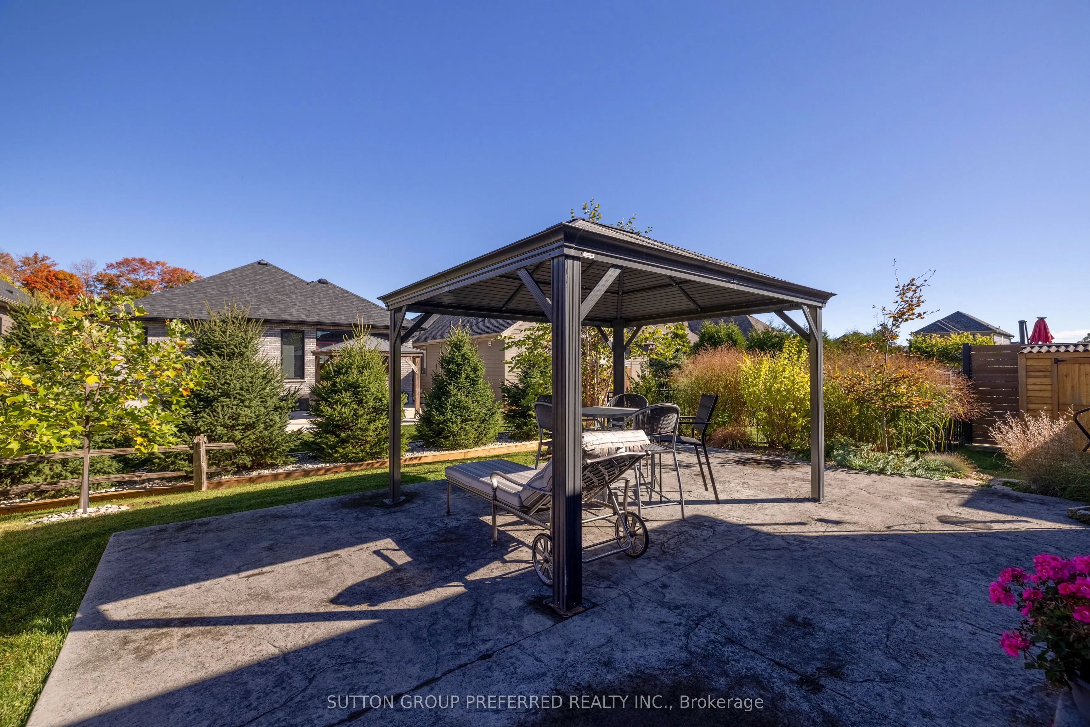 4700 Hamilton Road, #6