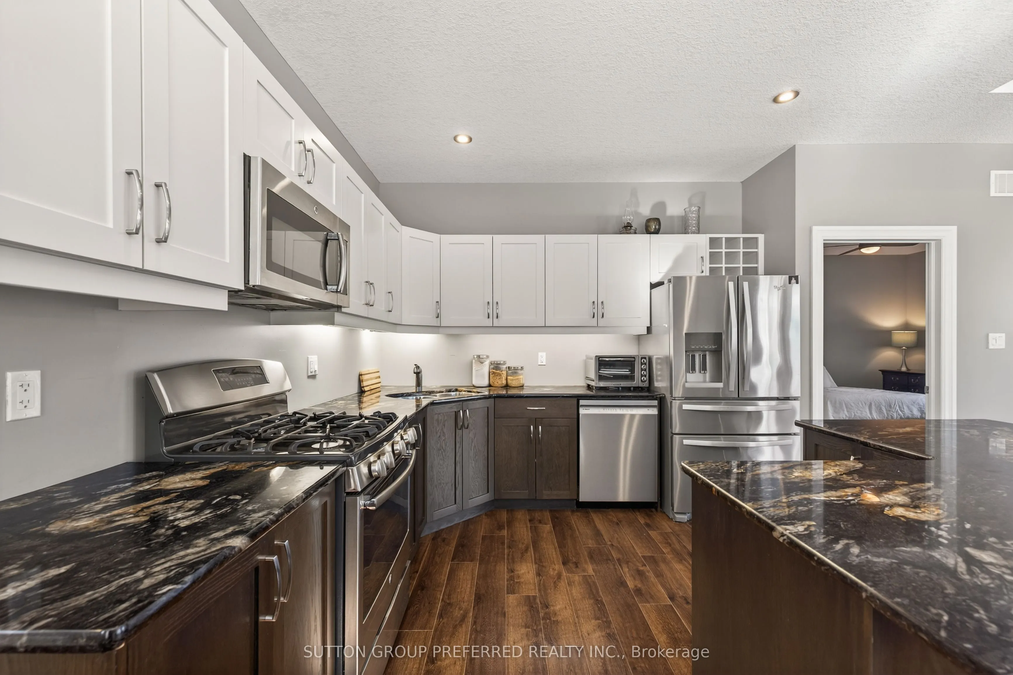 4700 Hamilton Road, #6