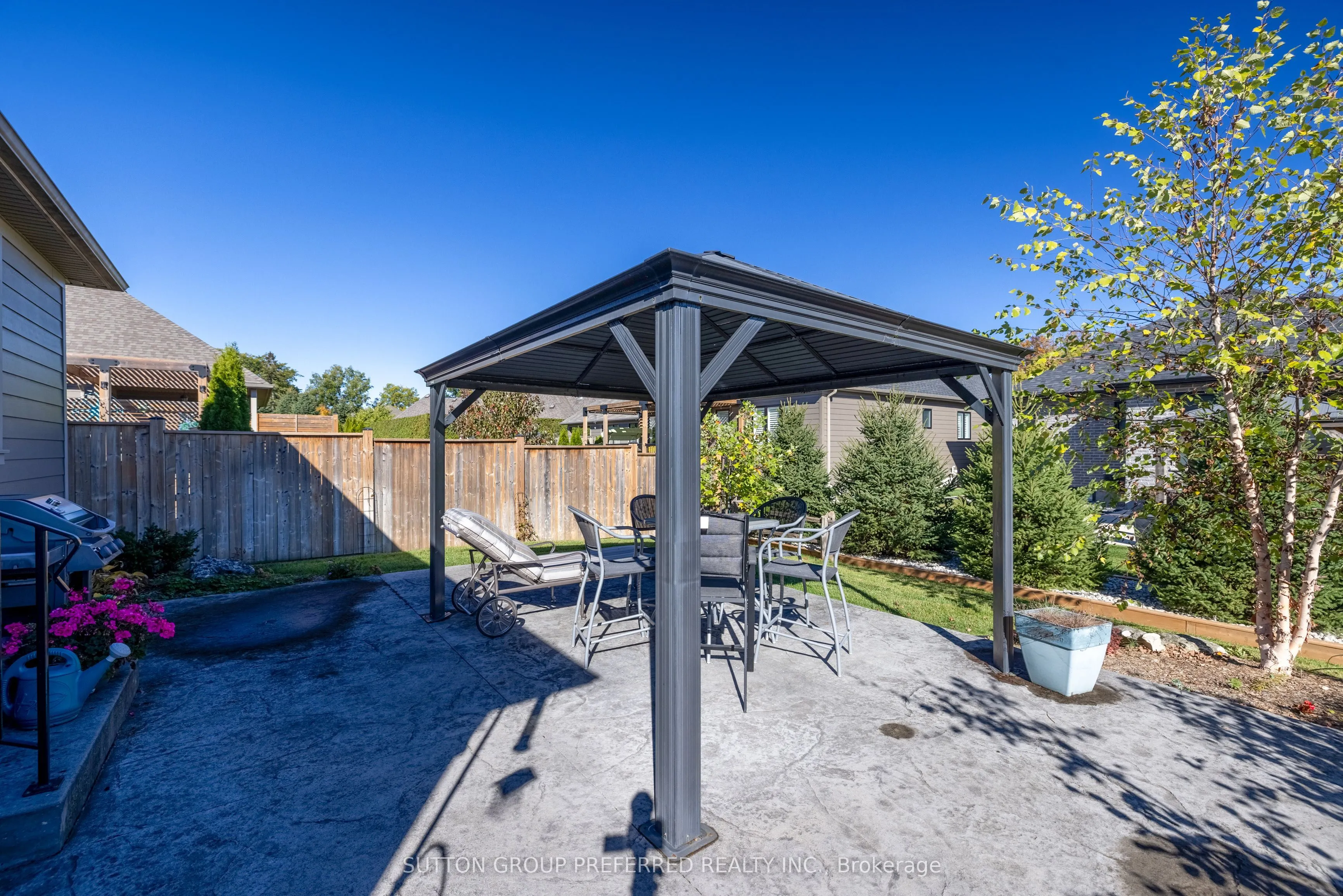 4700 Hamilton Road, #6