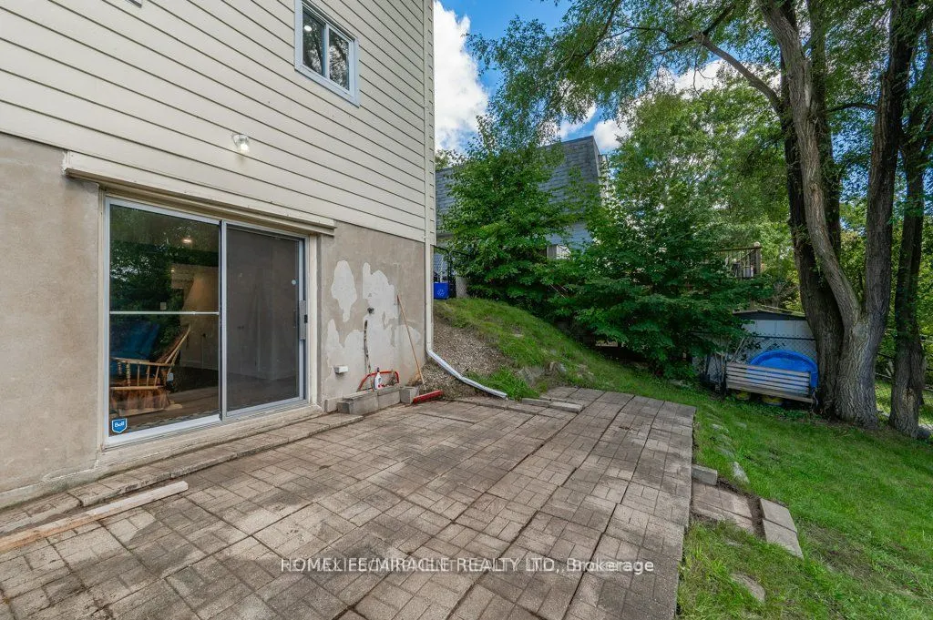 159 Old Carriage Drive