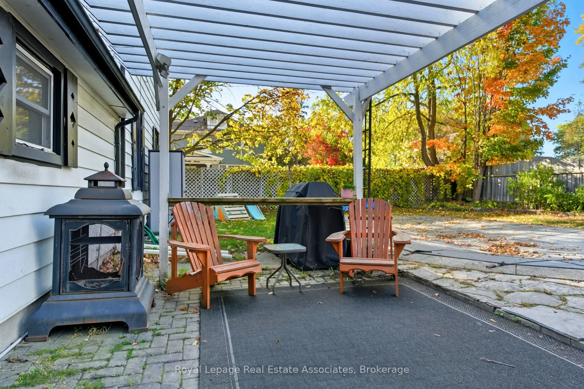 3 Shaw Avenue E
