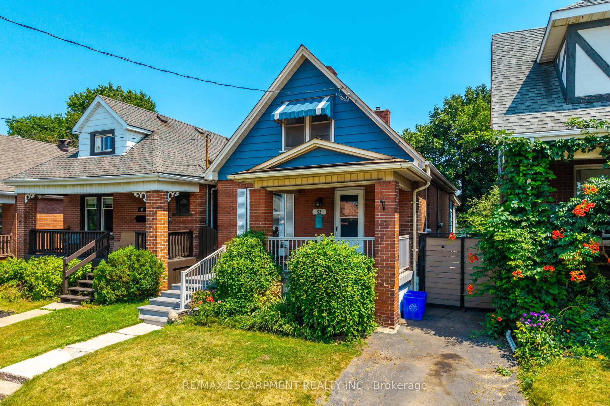 52 Connaught Avenue N