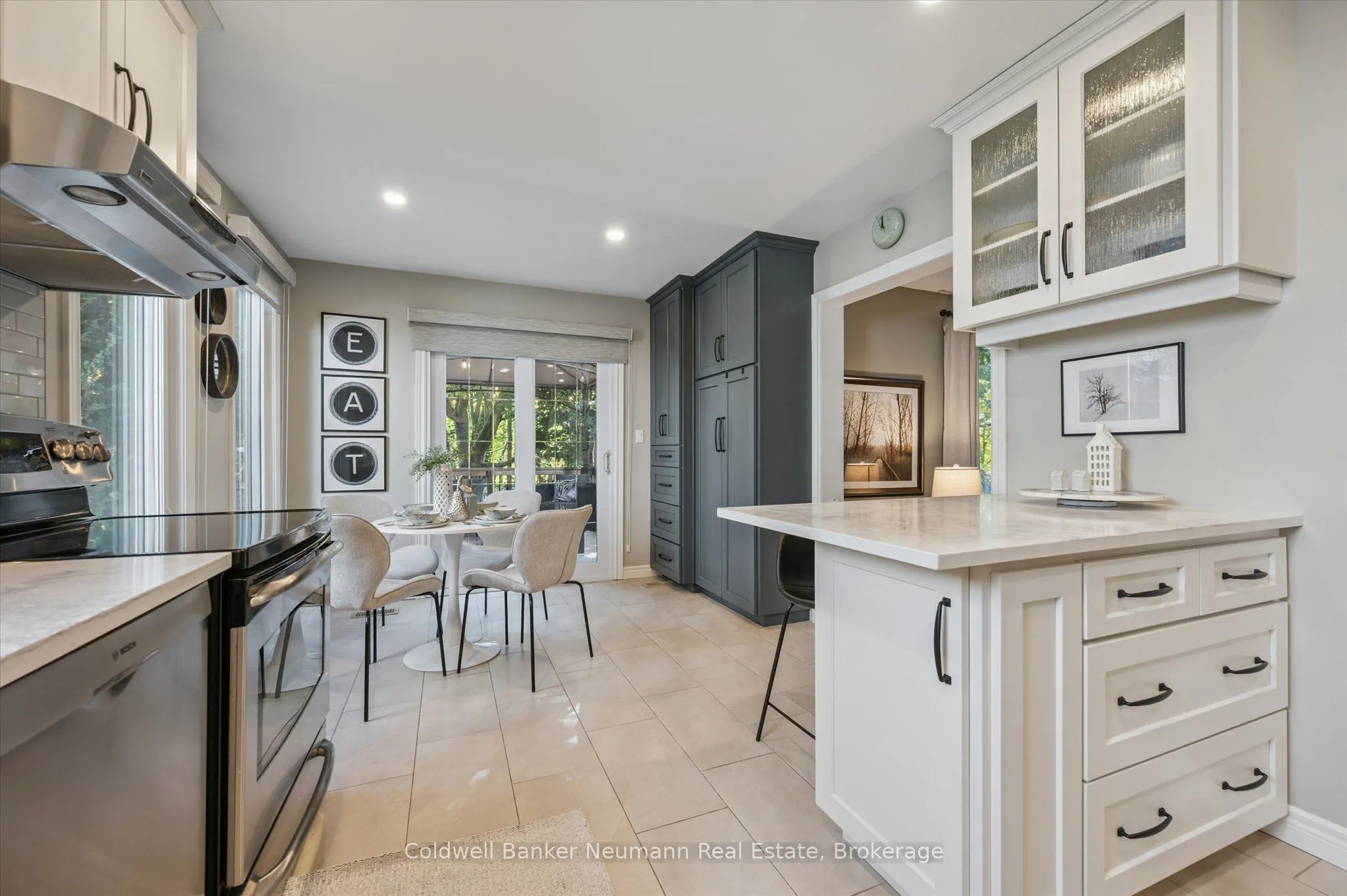638 Holman Crescent