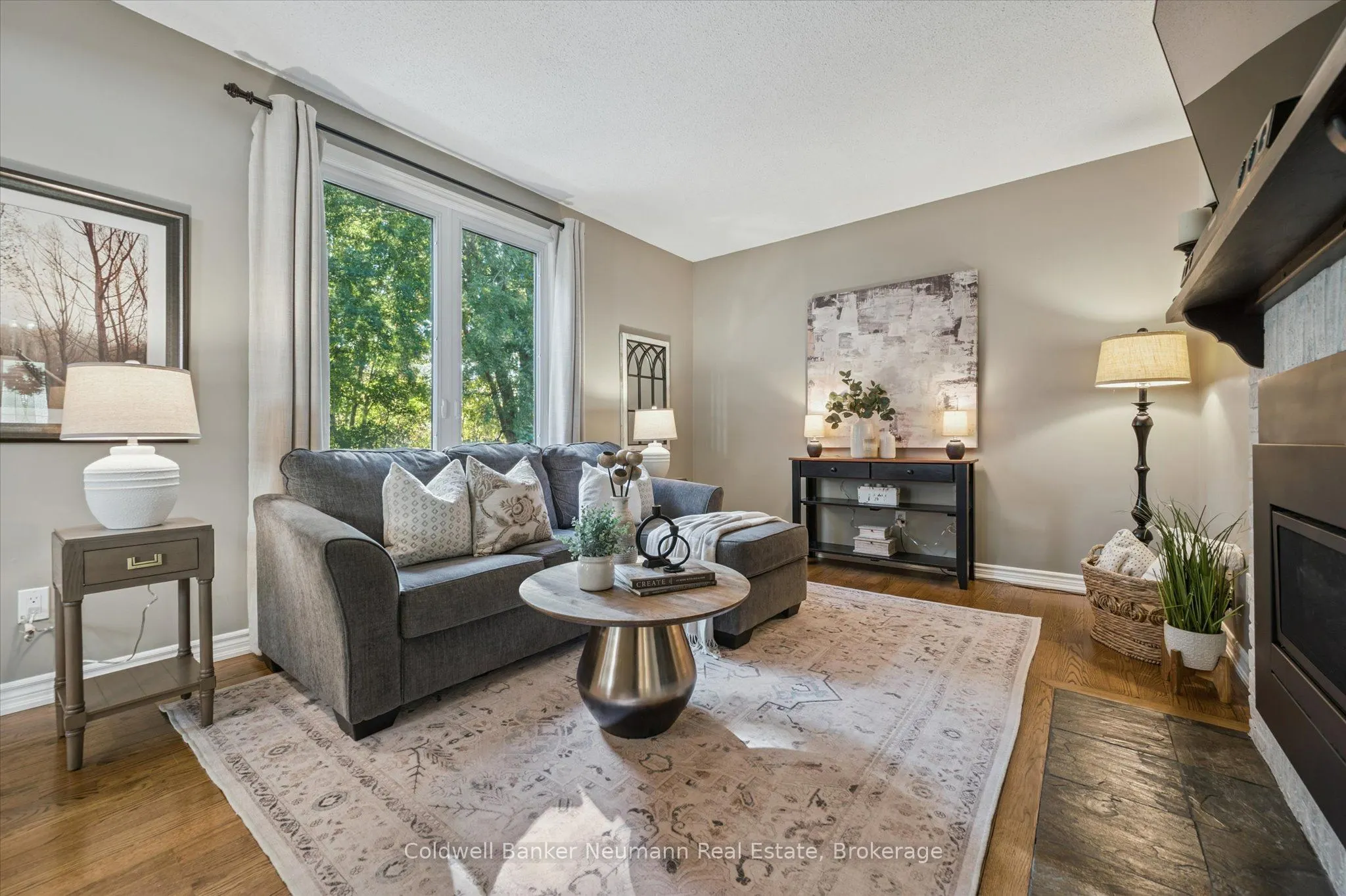 638 Holman Crescent