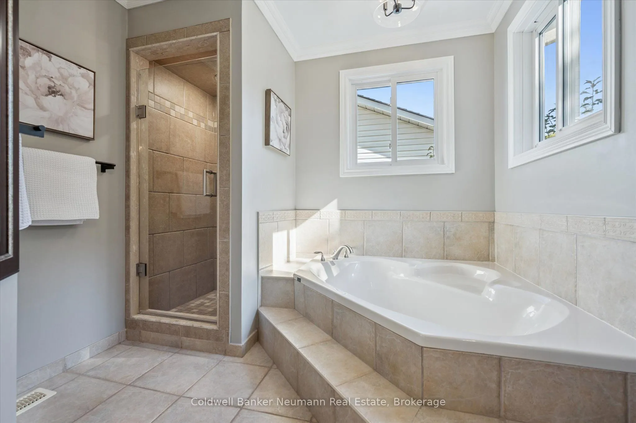638 Holman Crescent