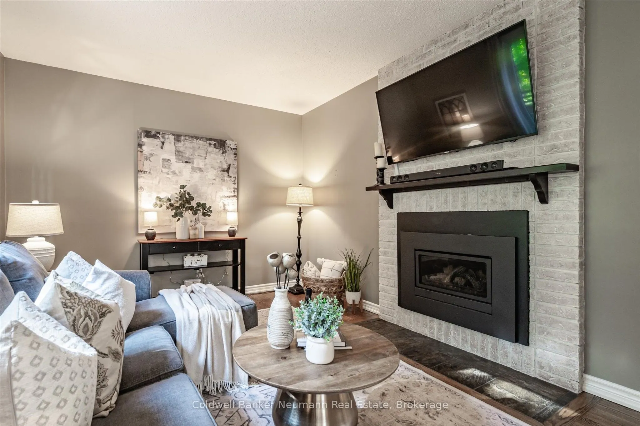 638 Holman Crescent