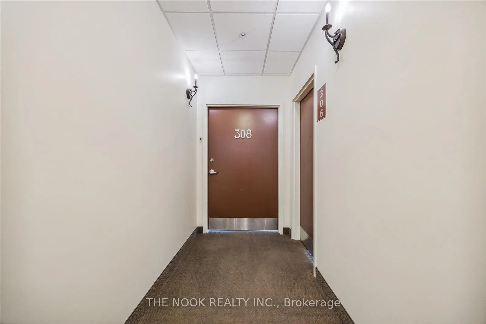 38 Walton Street, #308